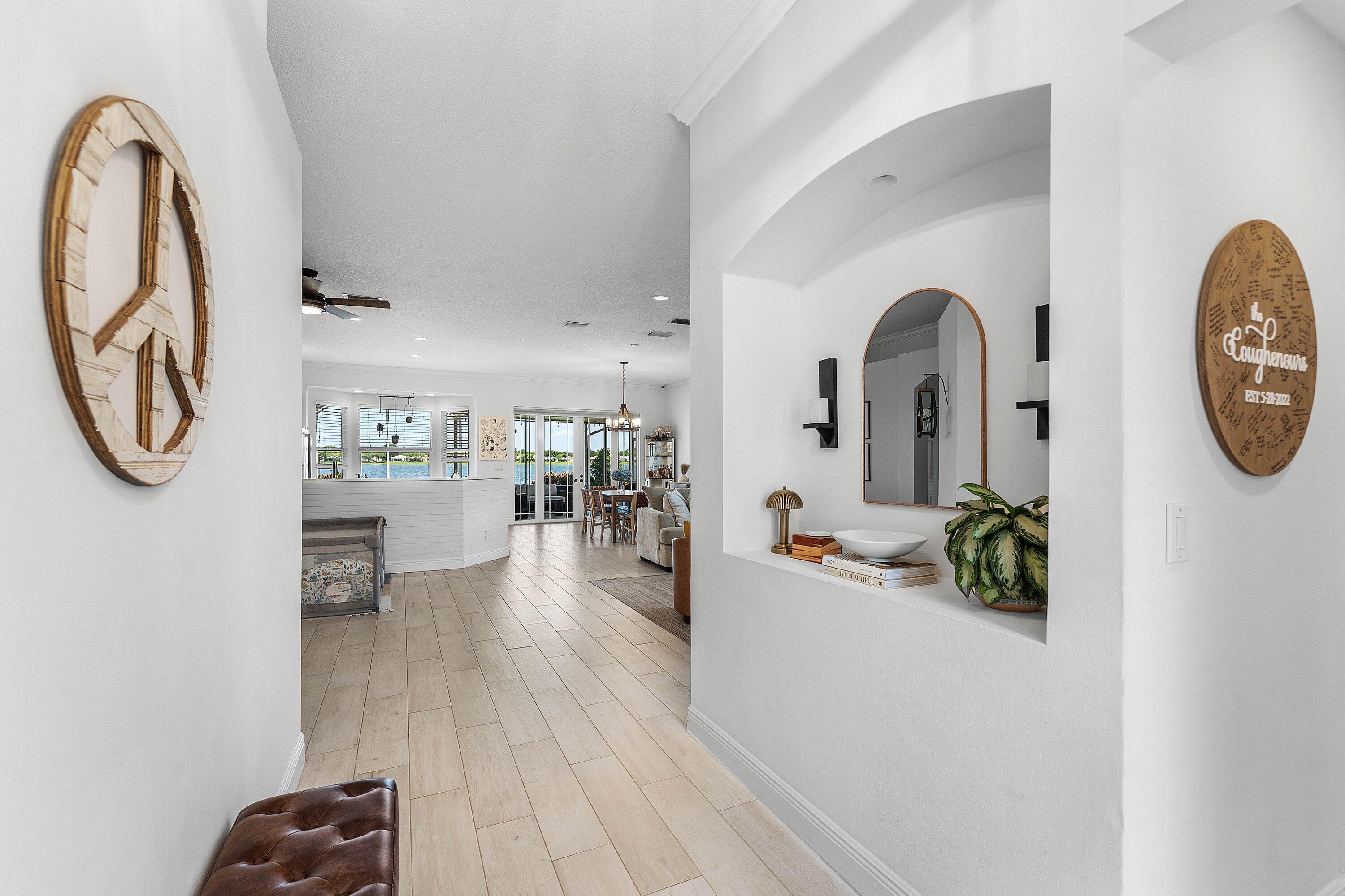 COCO LAKES - Residential