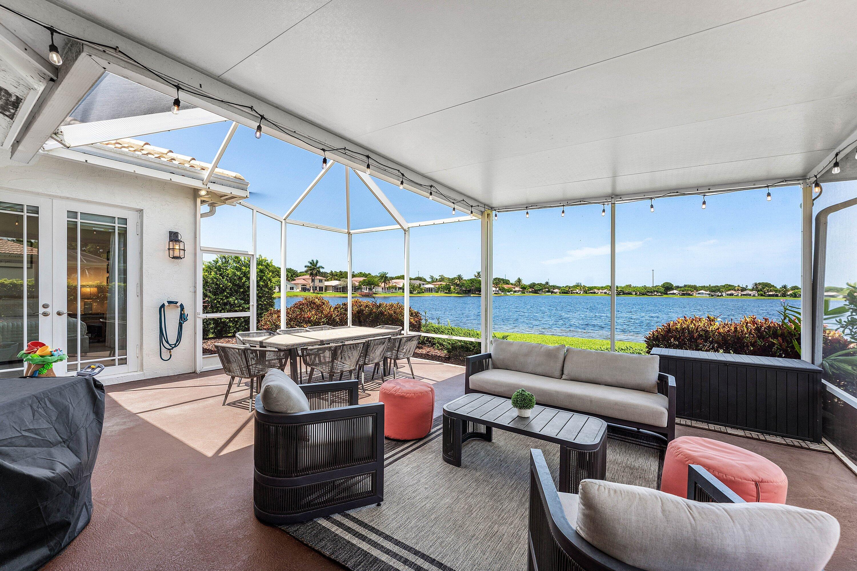 COCO LAKES - Residential