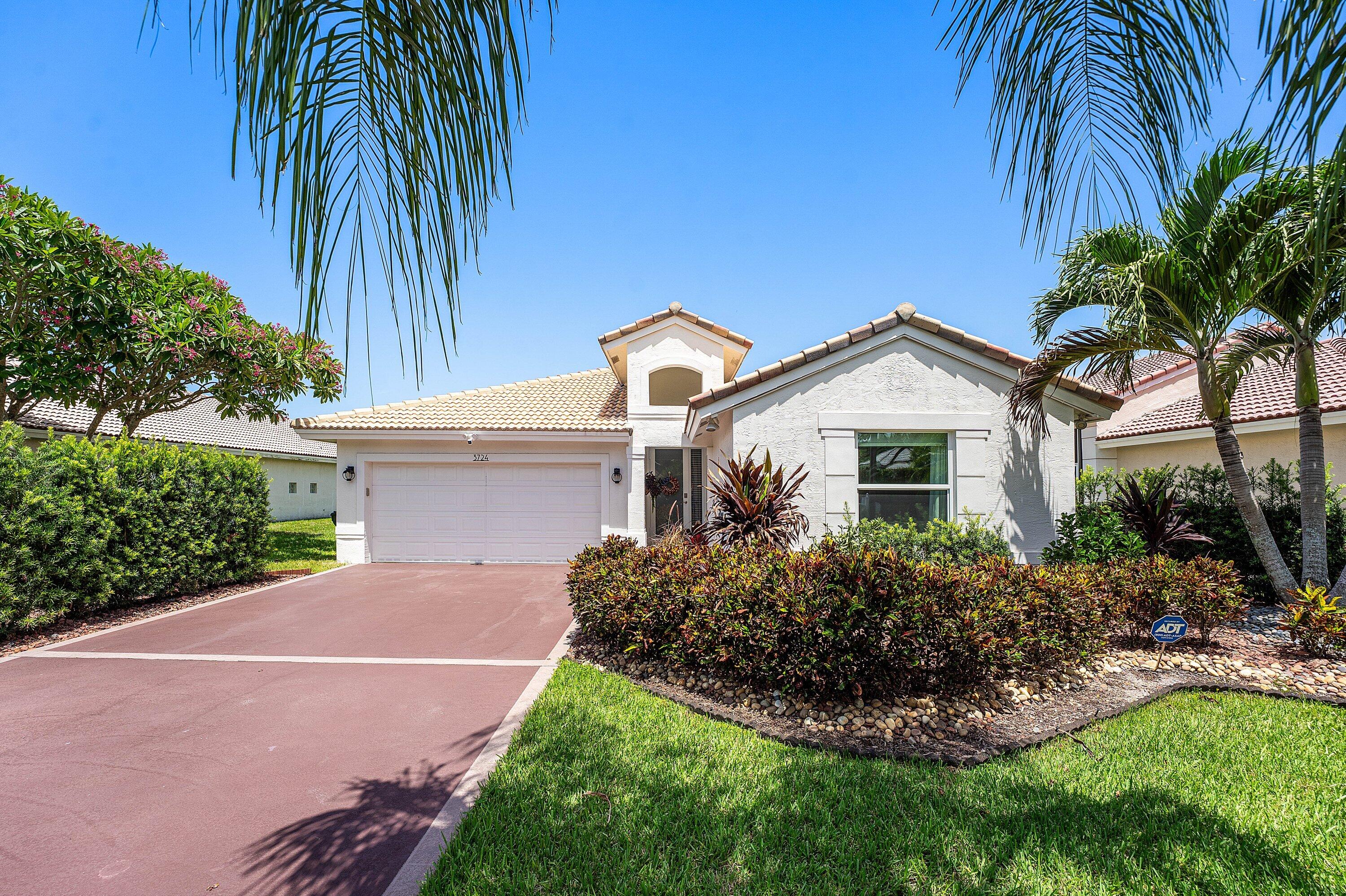 COCO LAKES - Residential