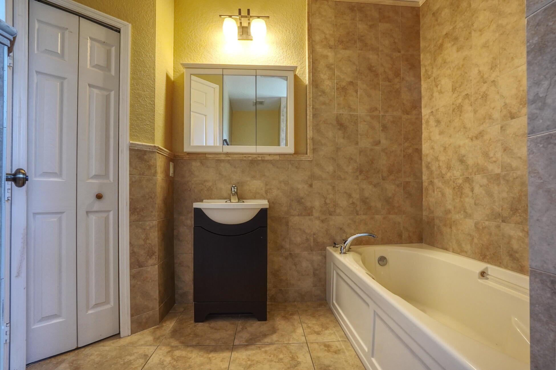 Loxahatchee Groves - Residential