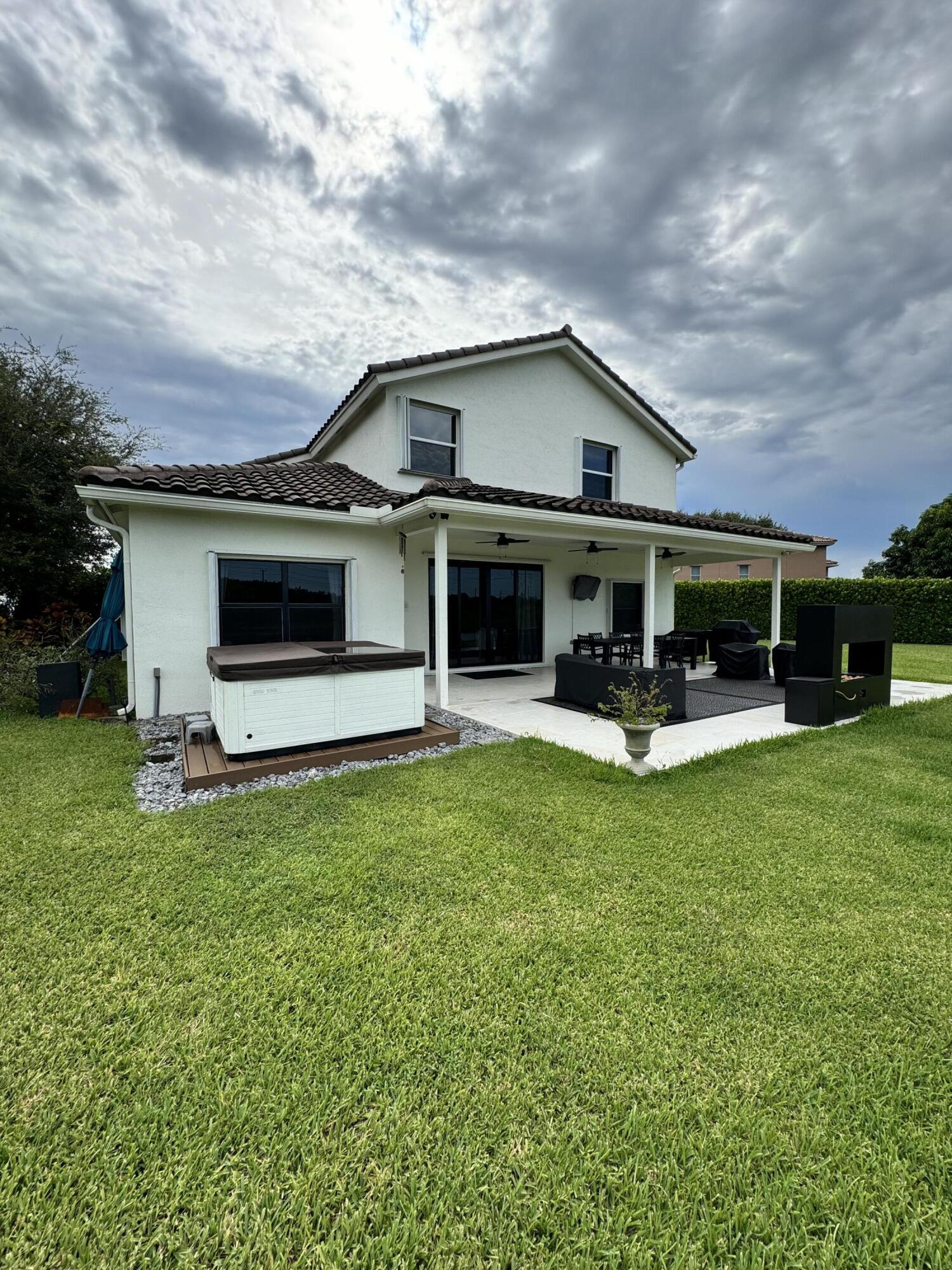 ORANGE POINT PH 1 - Residential Lease