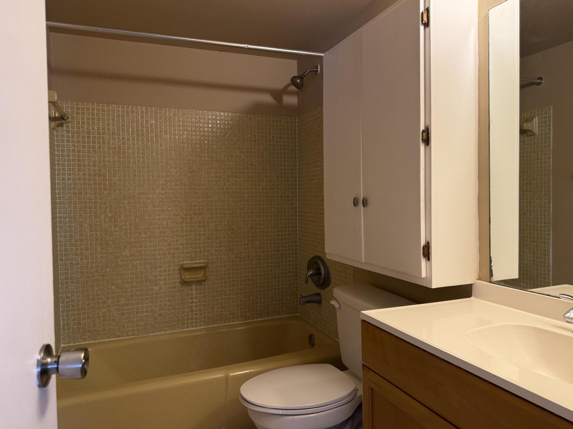 GARDEN ISLE VILLAS CONDO - Residential