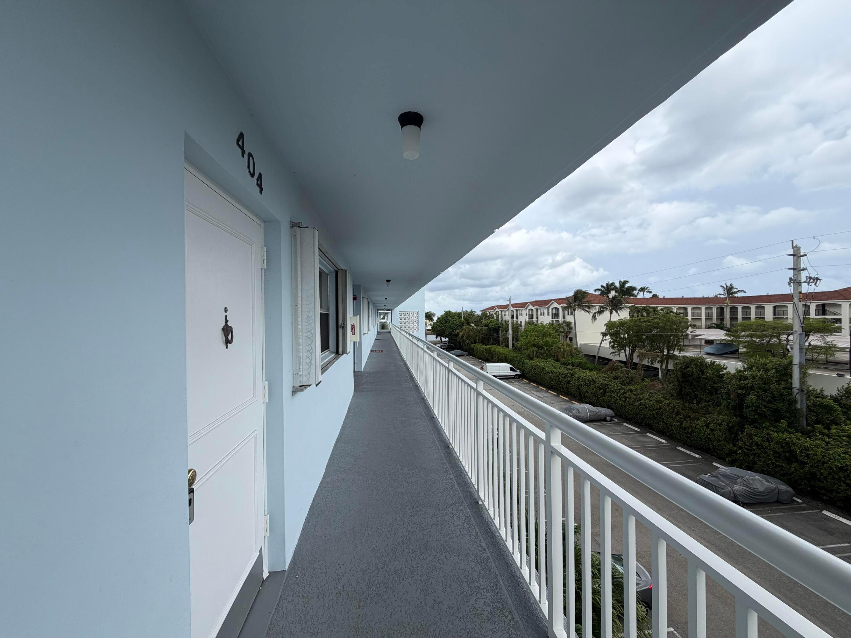 SEAGATE OF GULFSTREAM CONDO - Residential Lease