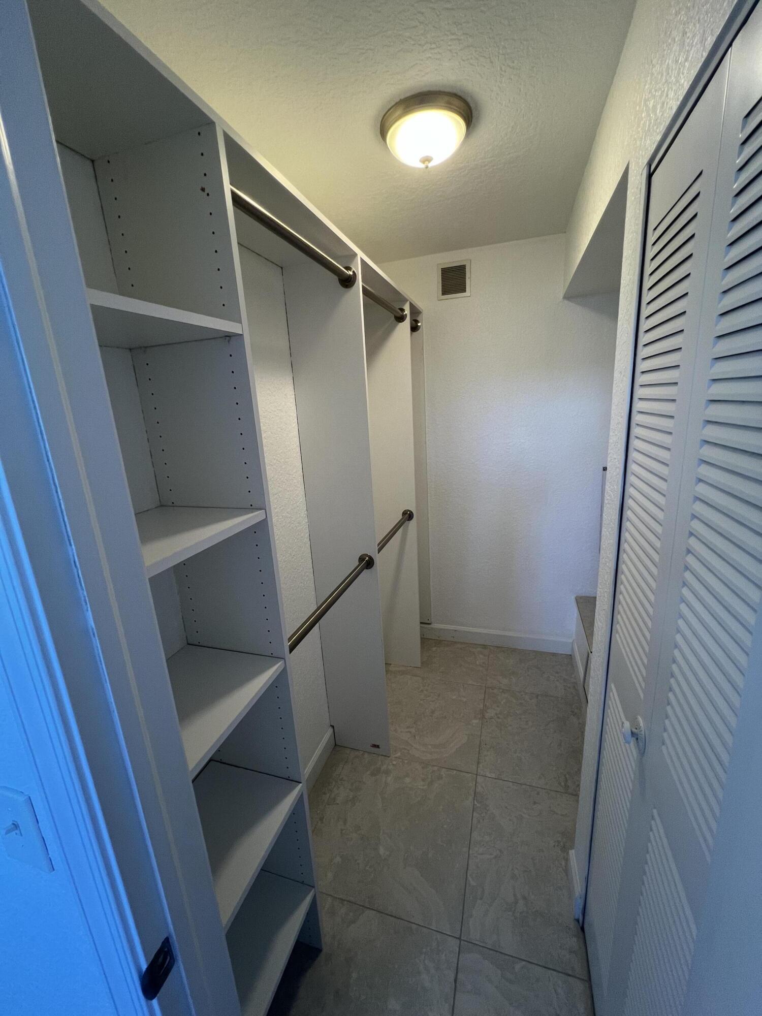 SEAGATE OF GULFSTREAM CONDO - Residential Lease