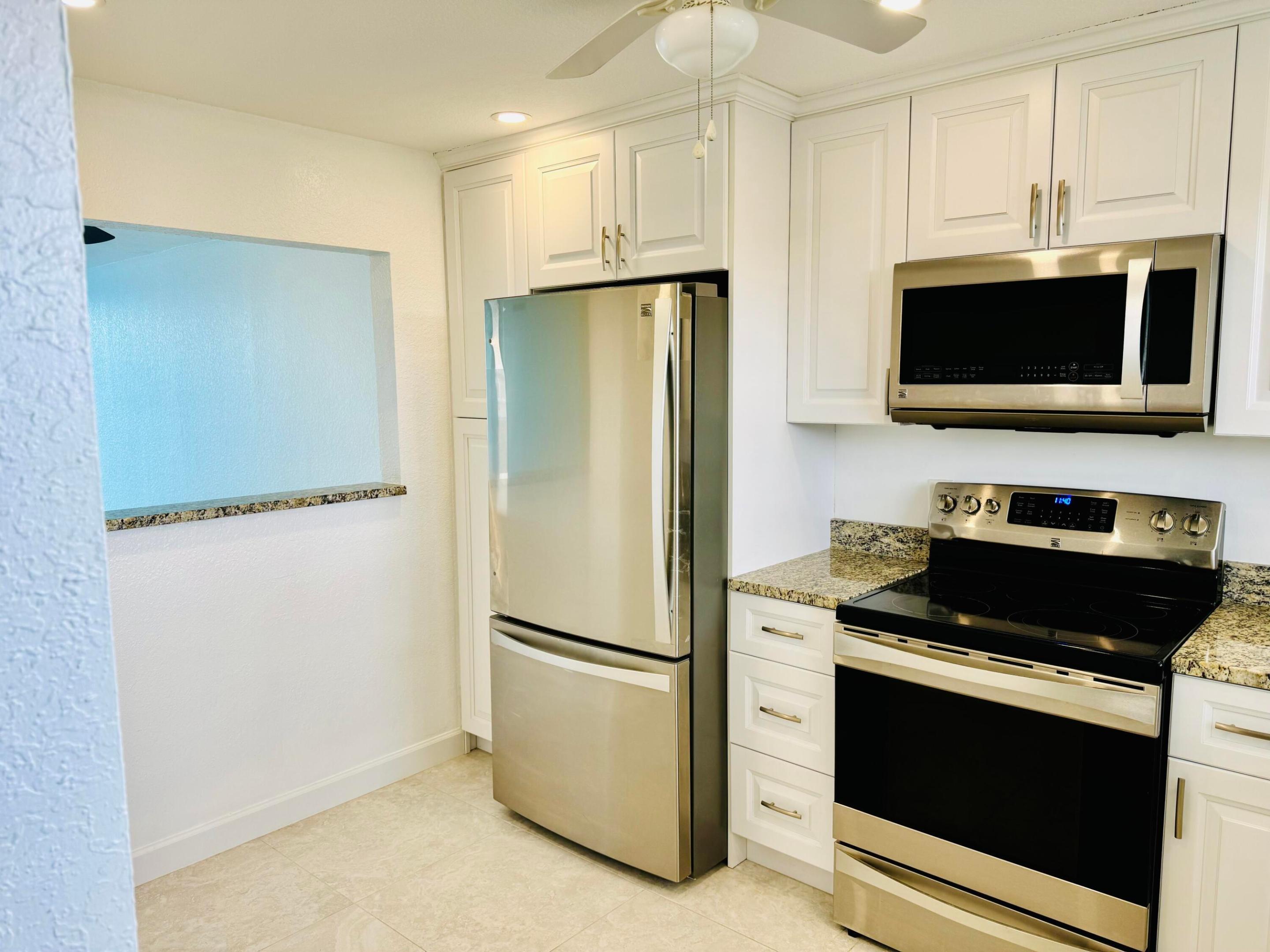 SEAGATE OF GULFSTREAM CONDO - Residential Lease