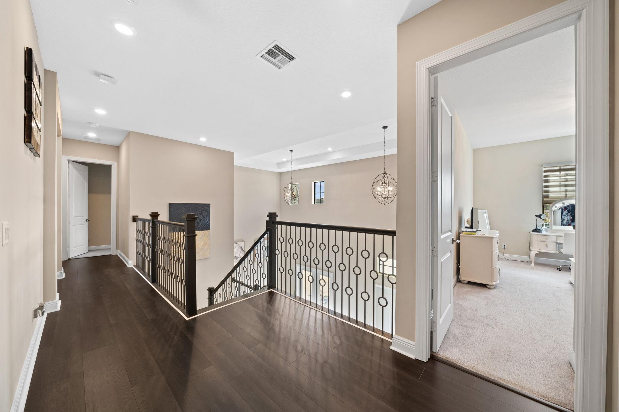 PARKLAND BAY - Residential