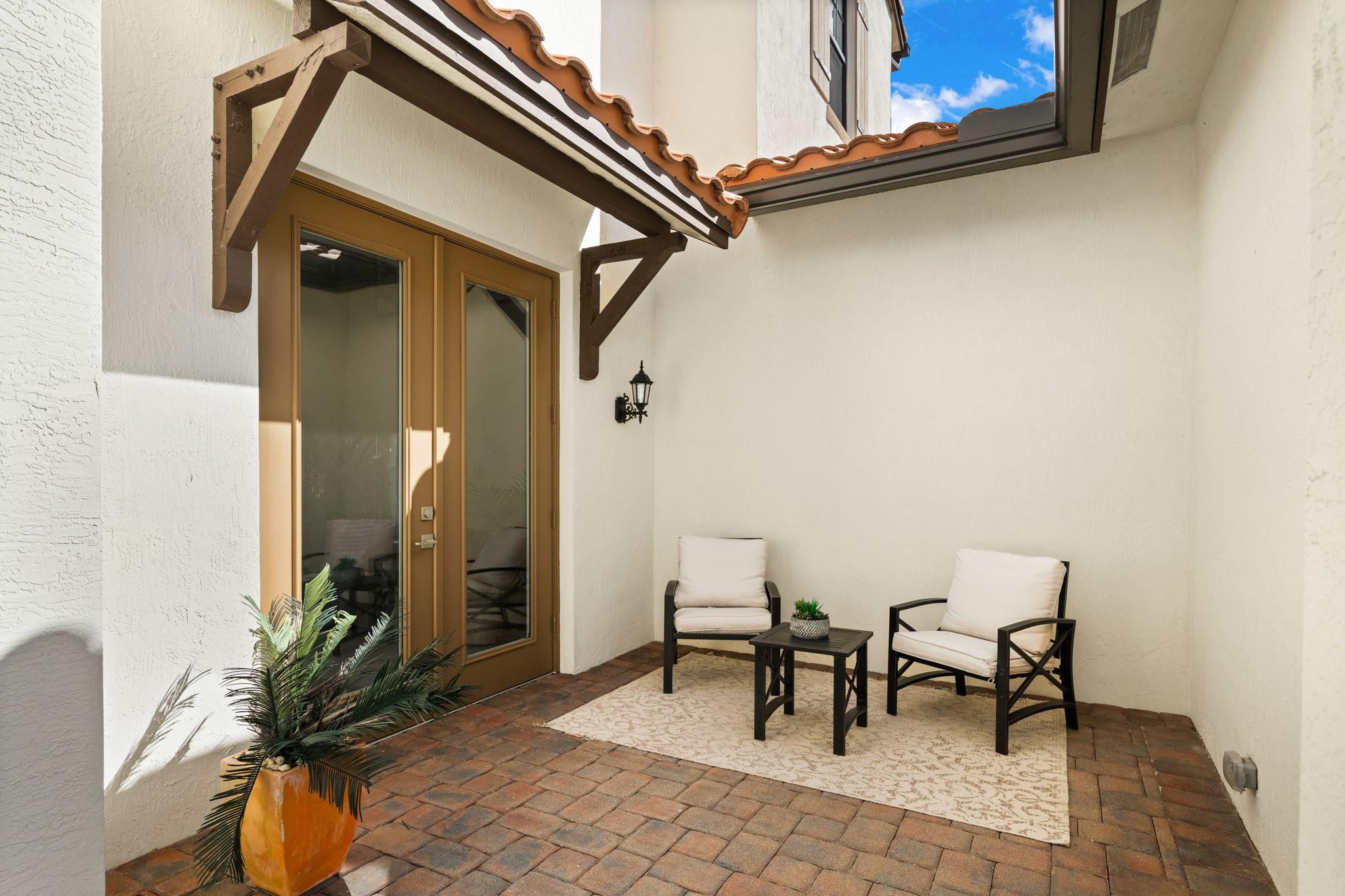 PARKLAND BAY - Residential
