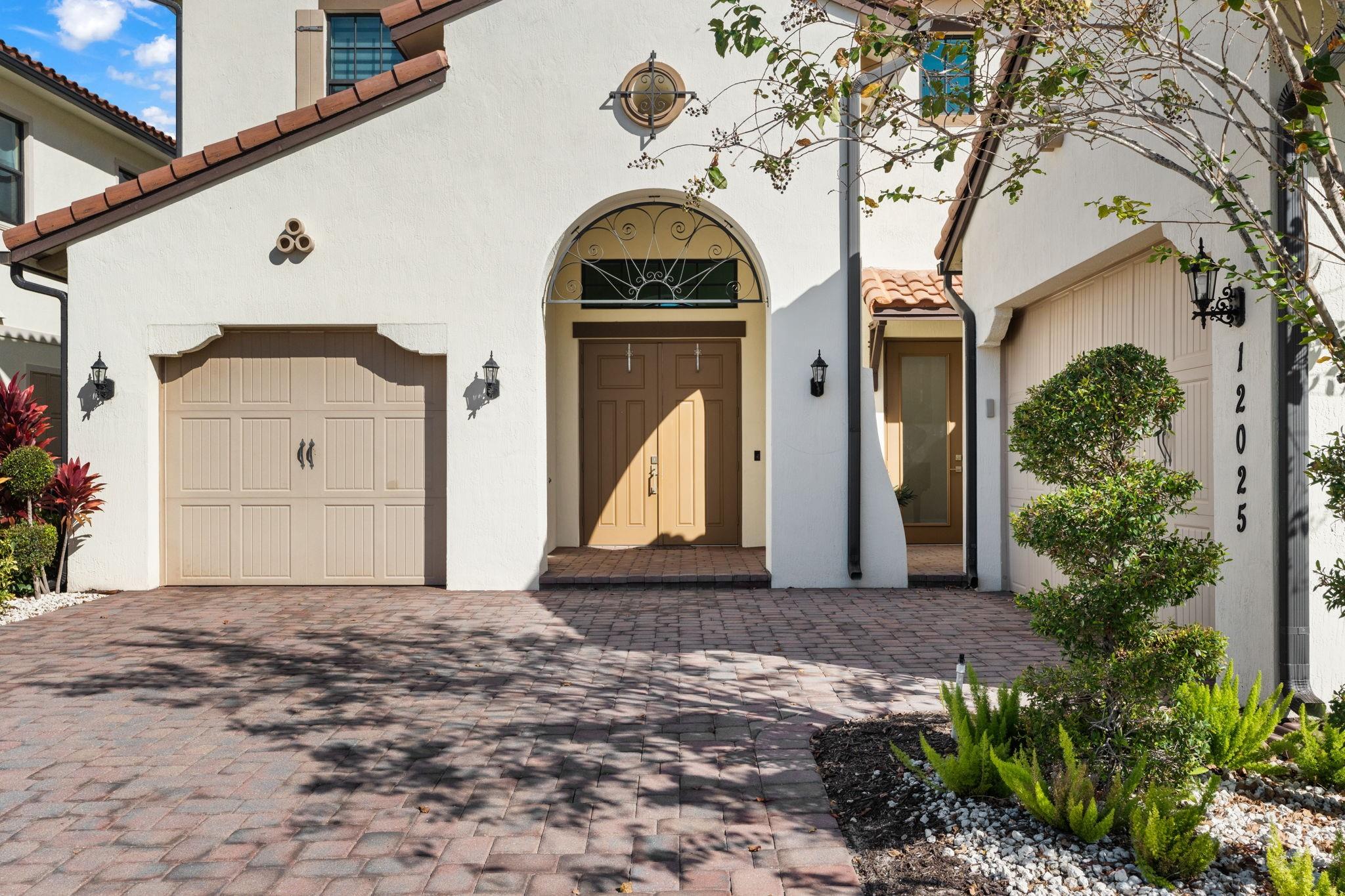 PARKLAND BAY - Residential