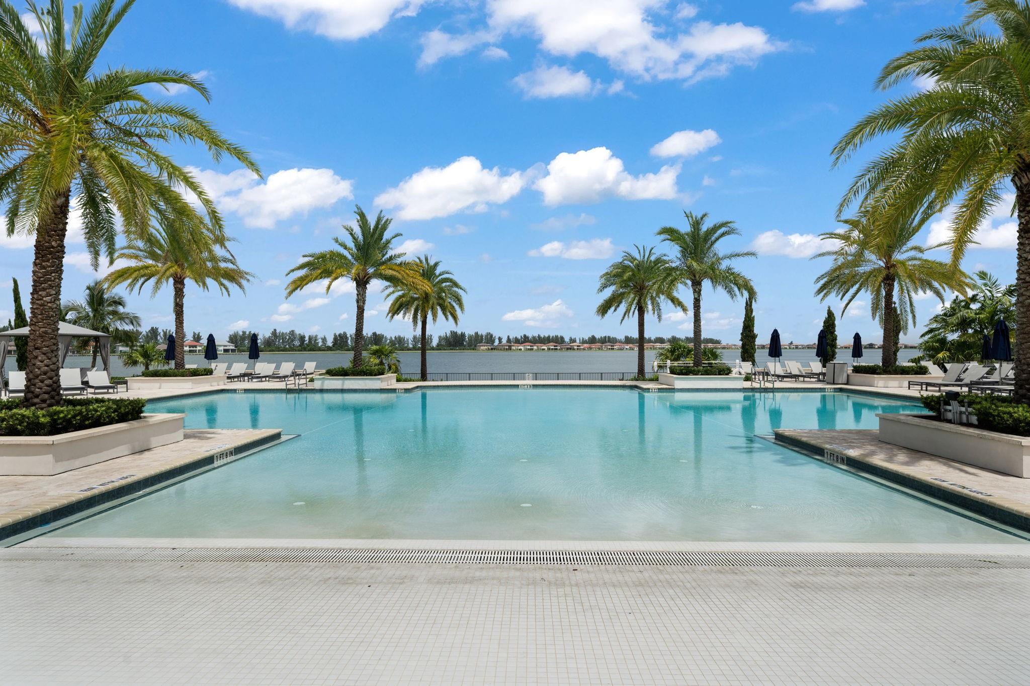 PARKLAND BAY - Residential