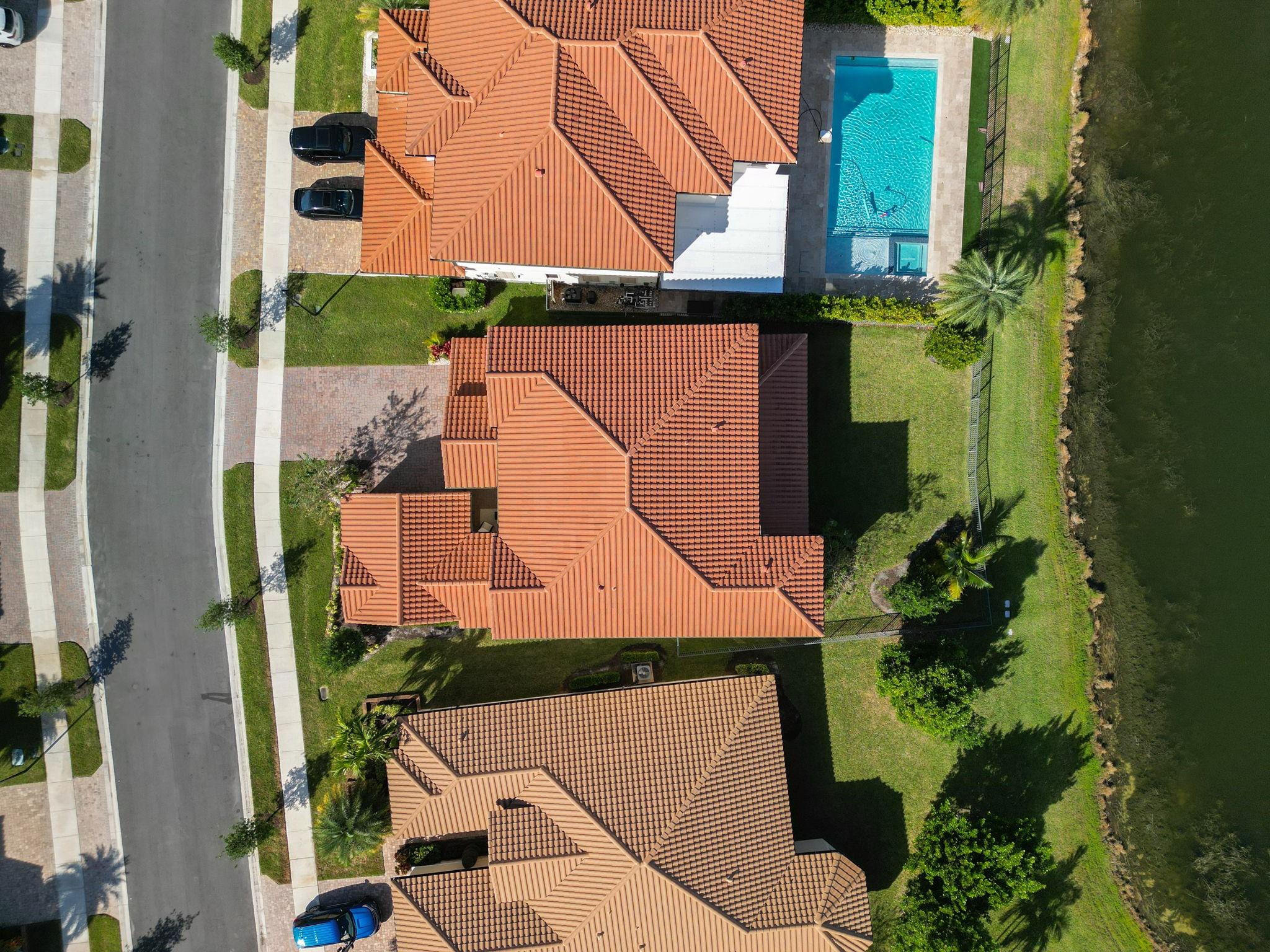 PARKLAND BAY - Residential