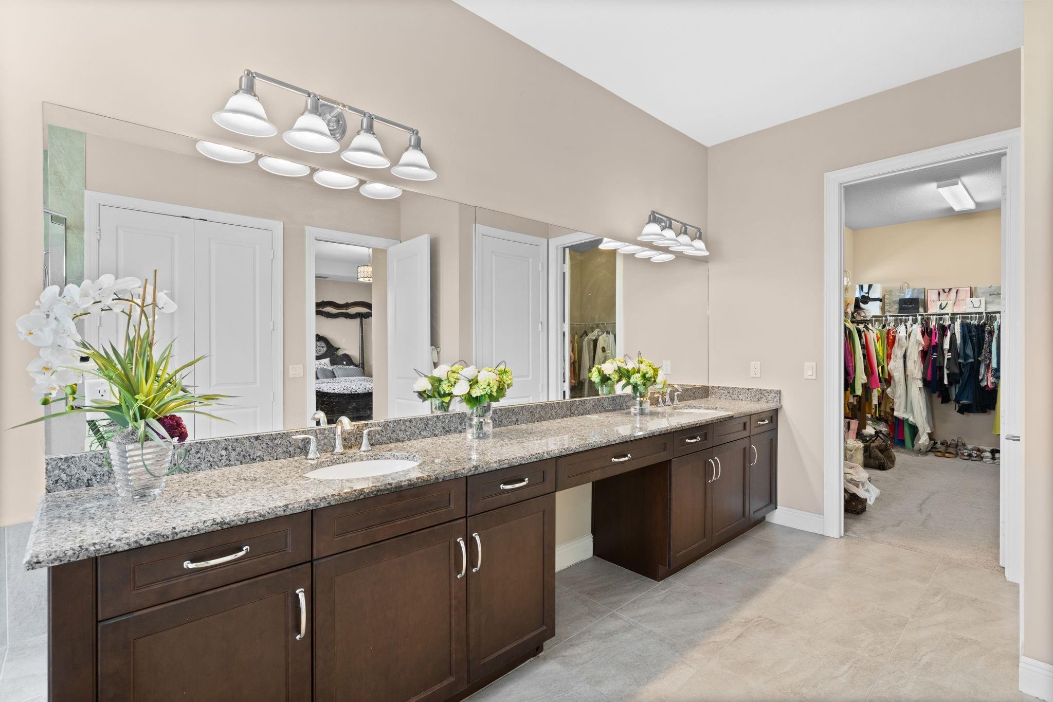 PARKLAND BAY - Residential