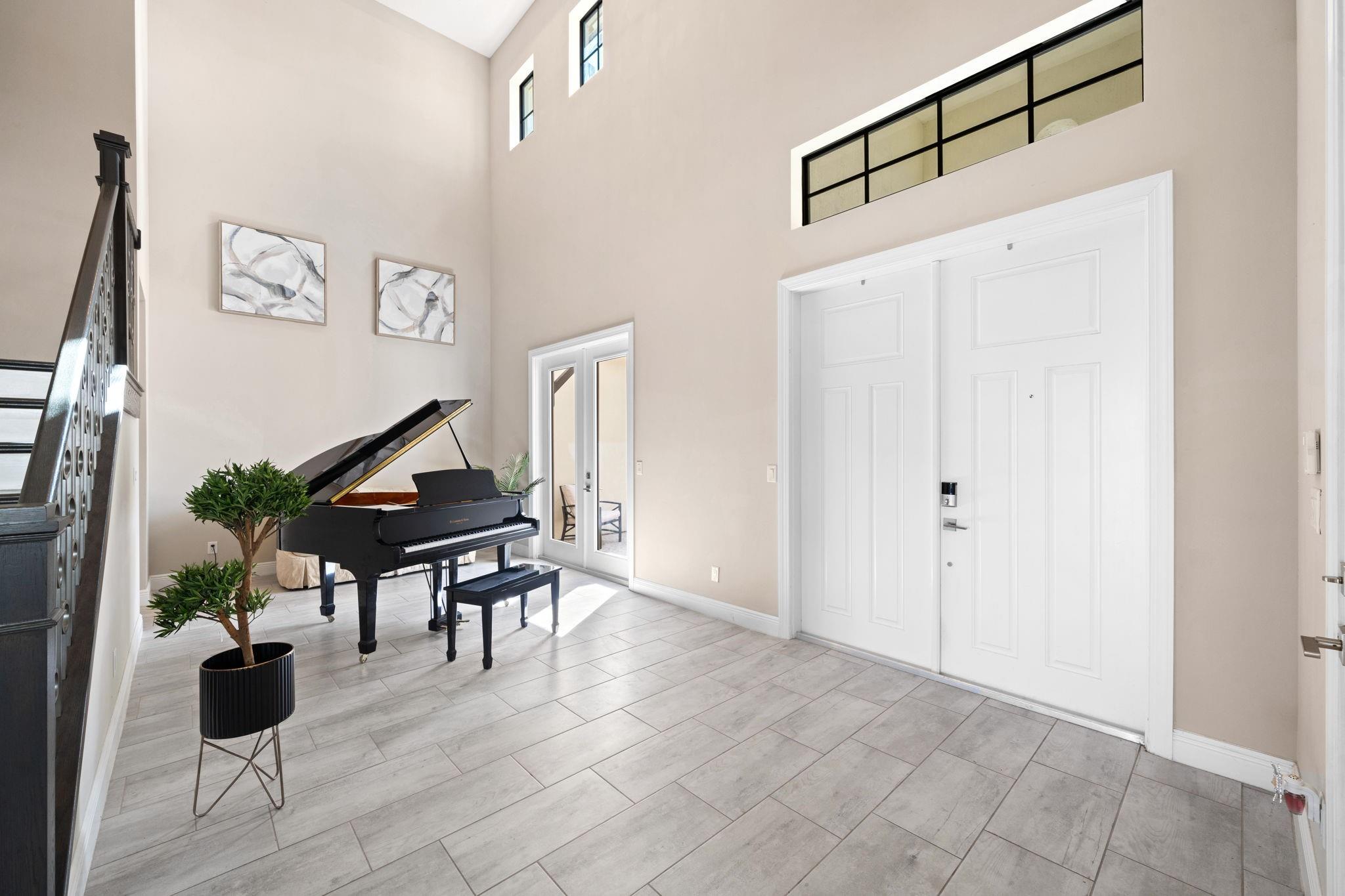 PARKLAND BAY - Residential