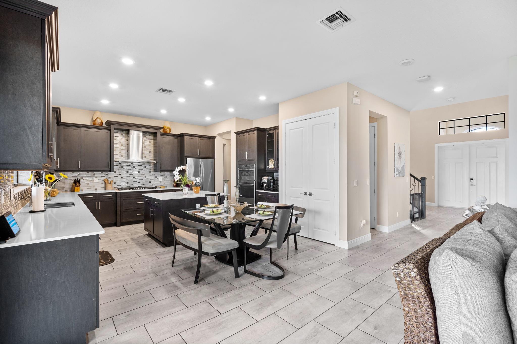 PARKLAND BAY - Residential