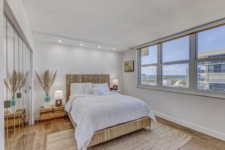 AQUARIUS CONDO - Residential