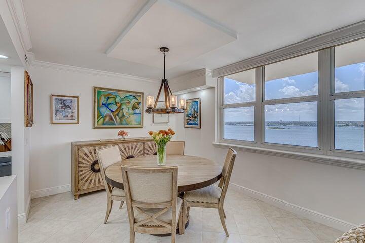 AQUARIUS CONDO - Residential