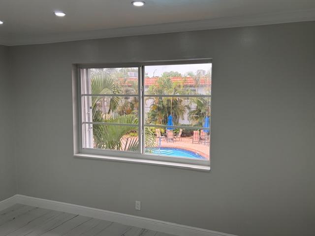 OAKLAND GROVE VILLAGE CONDO - Residential Lease