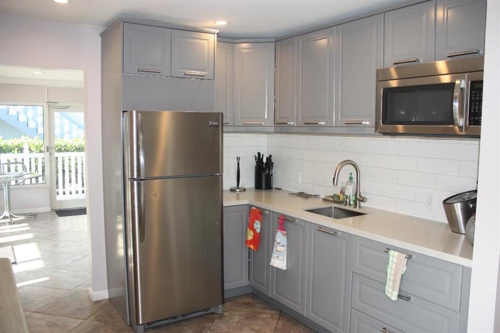 OAKLAND GROVE VILLAGE CONDO - Residential Lease