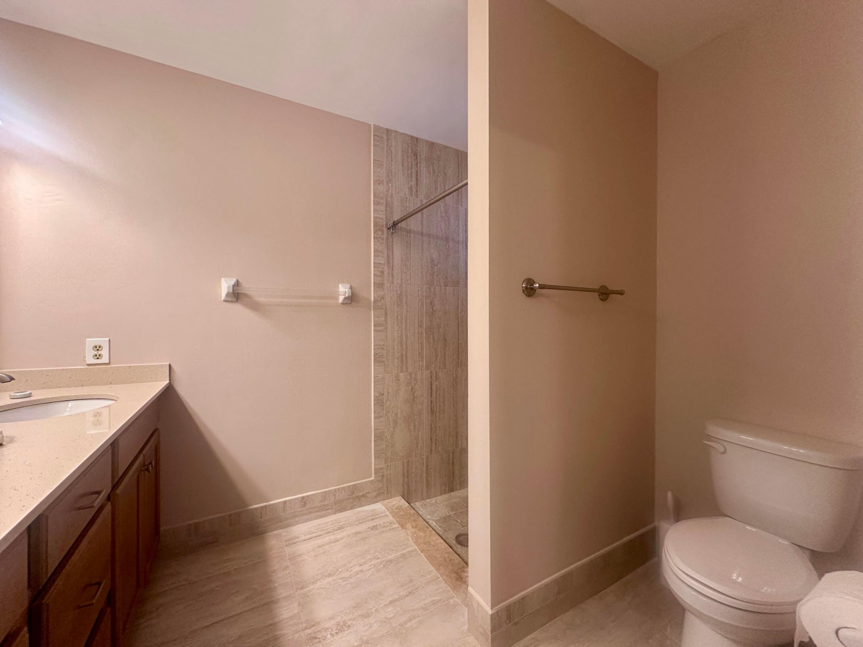 SANDALFOOT COVE SEC 10 - Residential Lease