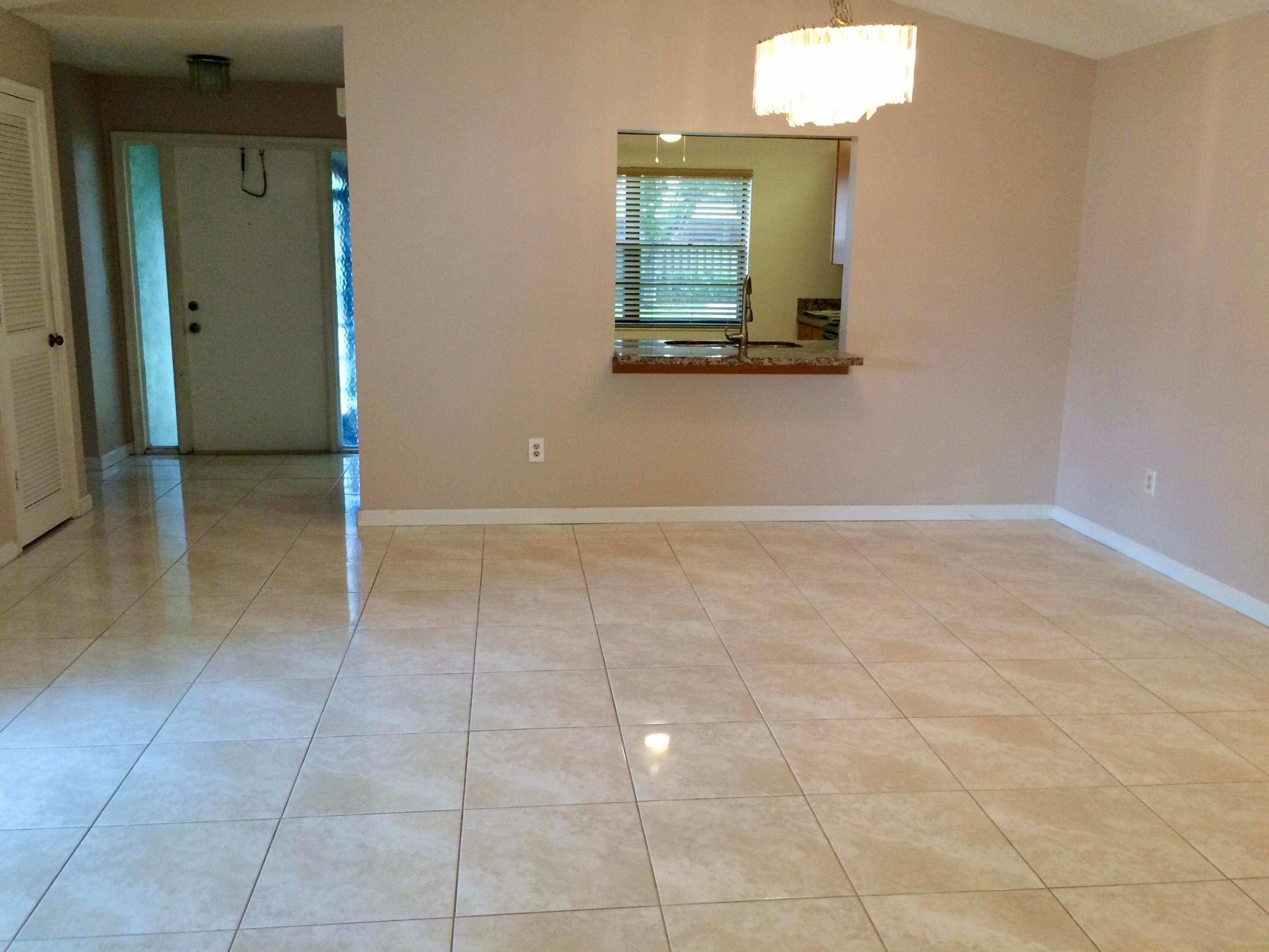 SANDALFOOT COVE SEC 10 - Residential Lease