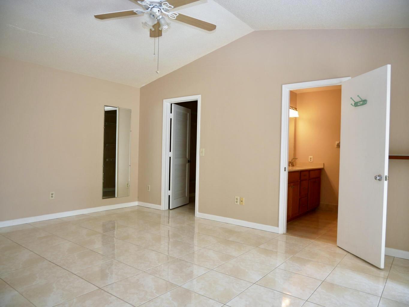 SANDALFOOT COVE SEC 10 - Residential Lease