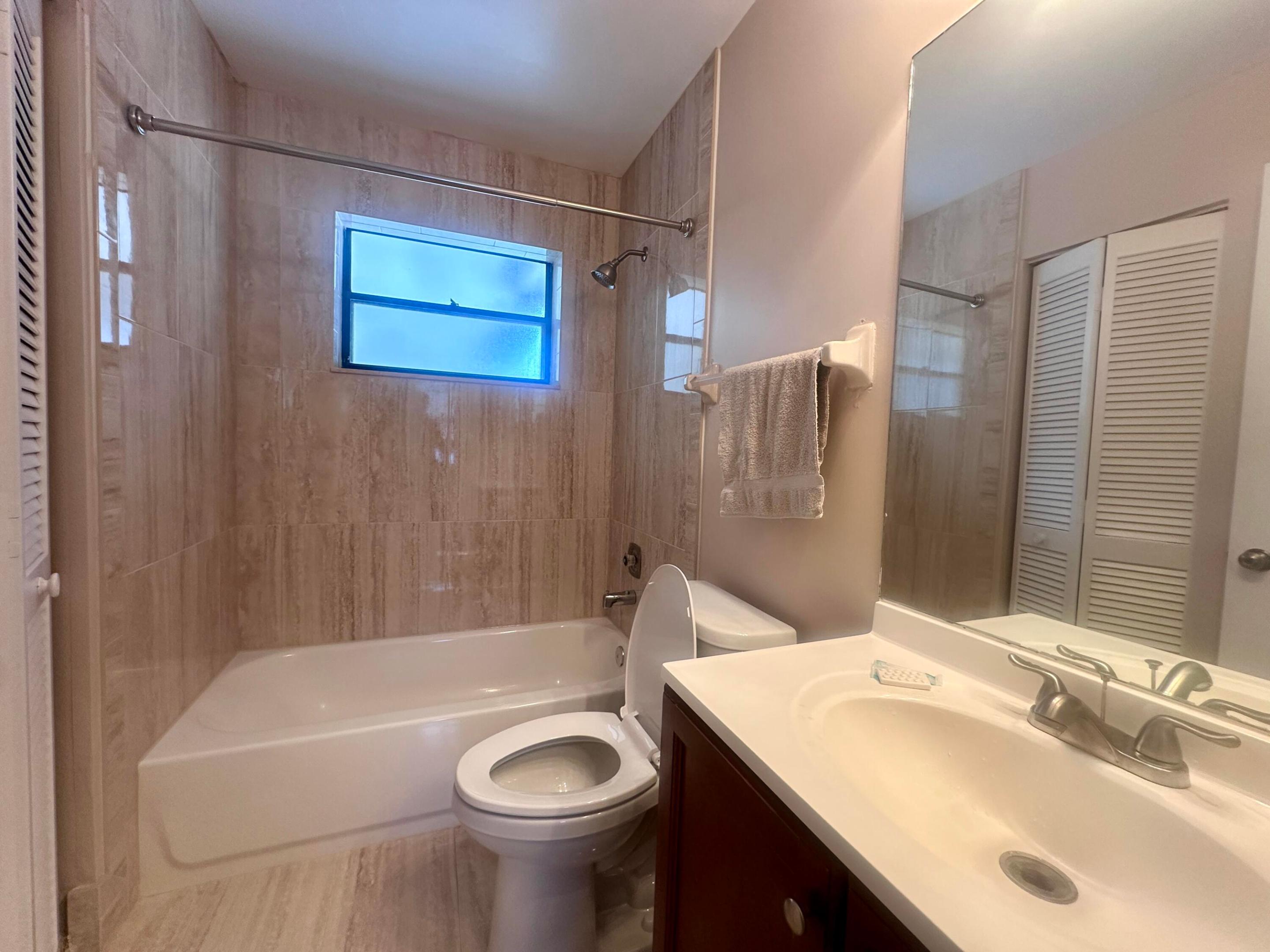 SANDALFOOT COVE SEC 10 - Residential Lease