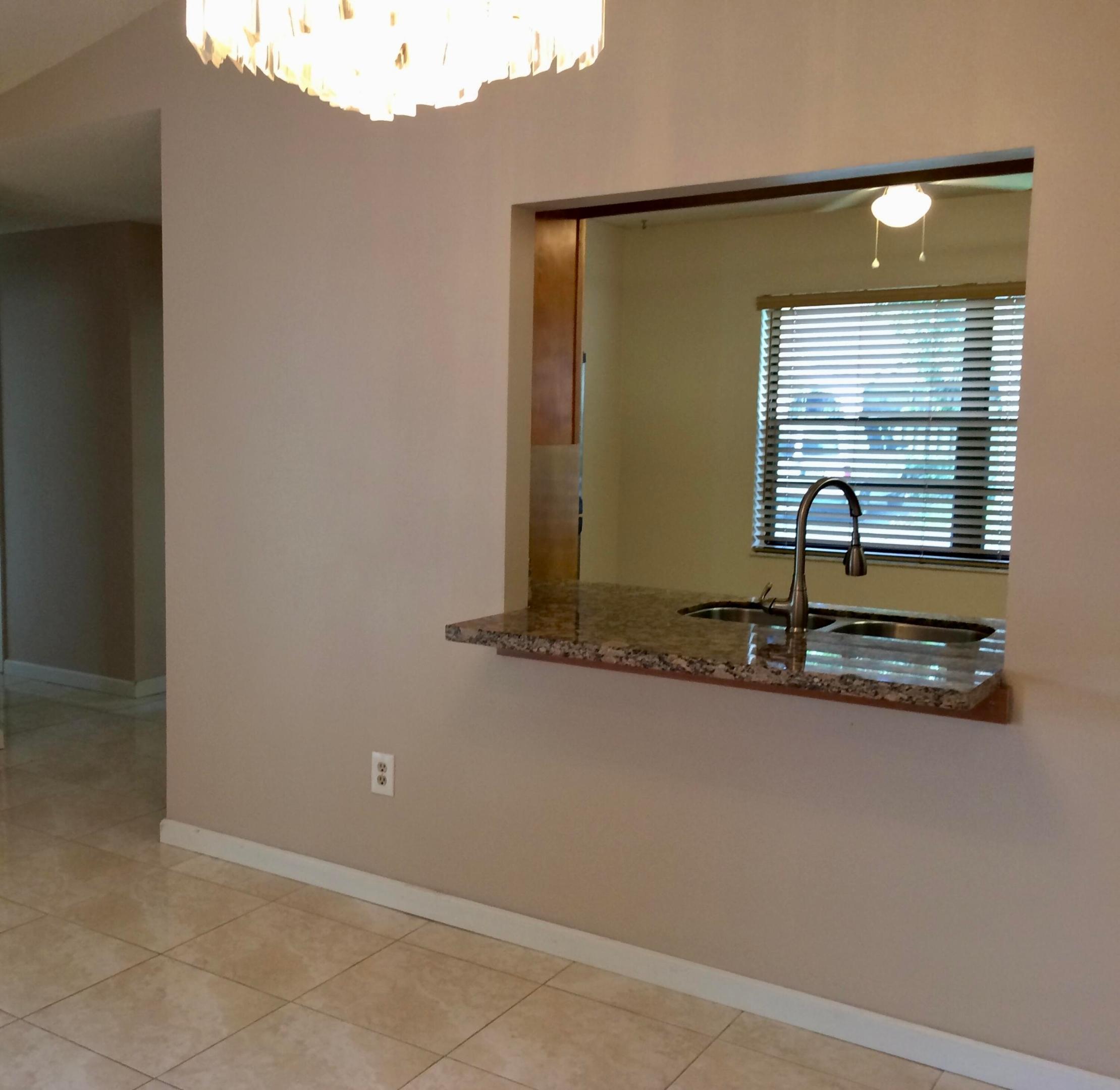 SANDALFOOT COVE SEC 10 - Residential Lease