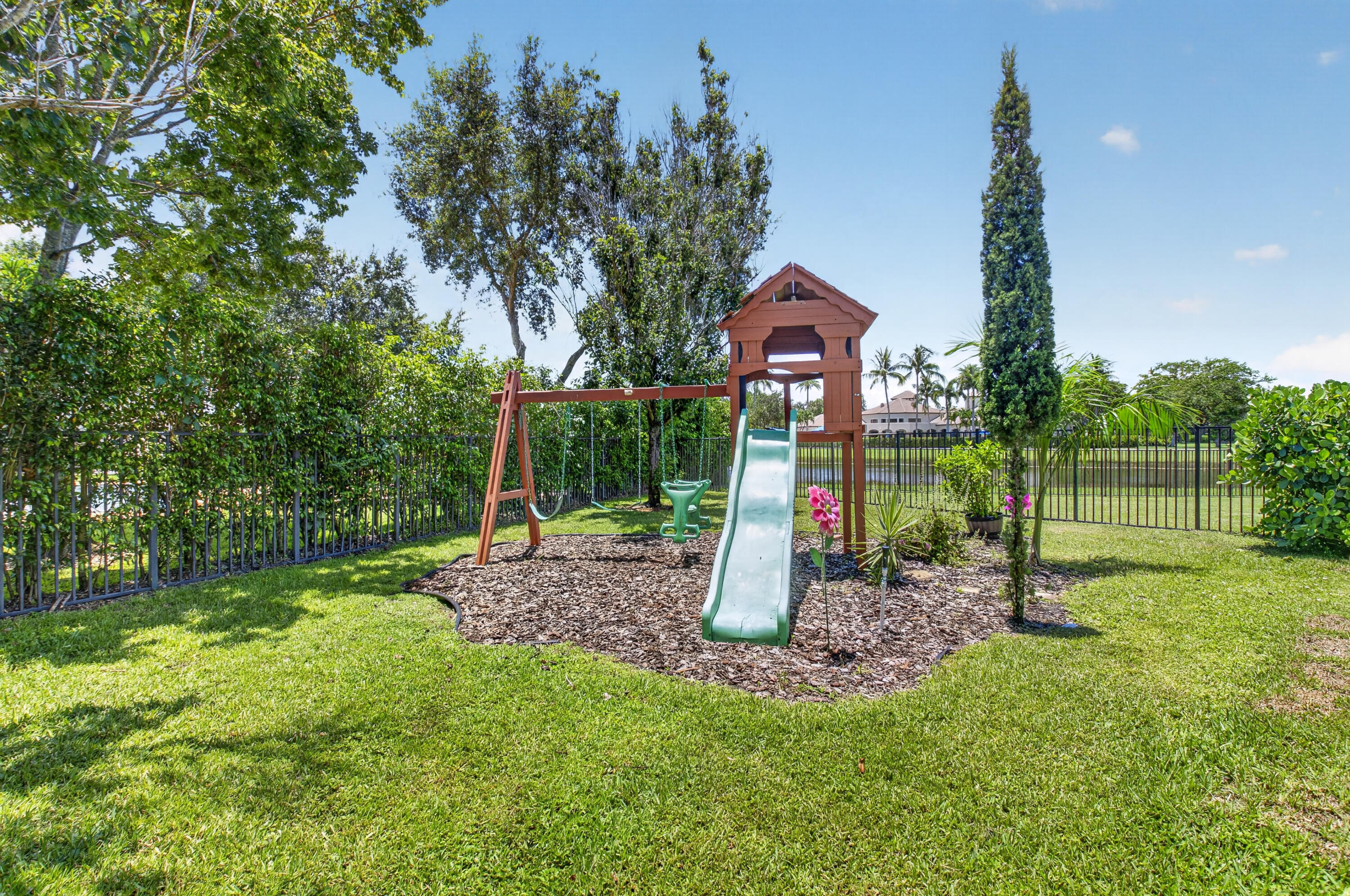 CANYON SPRINGS - Residential