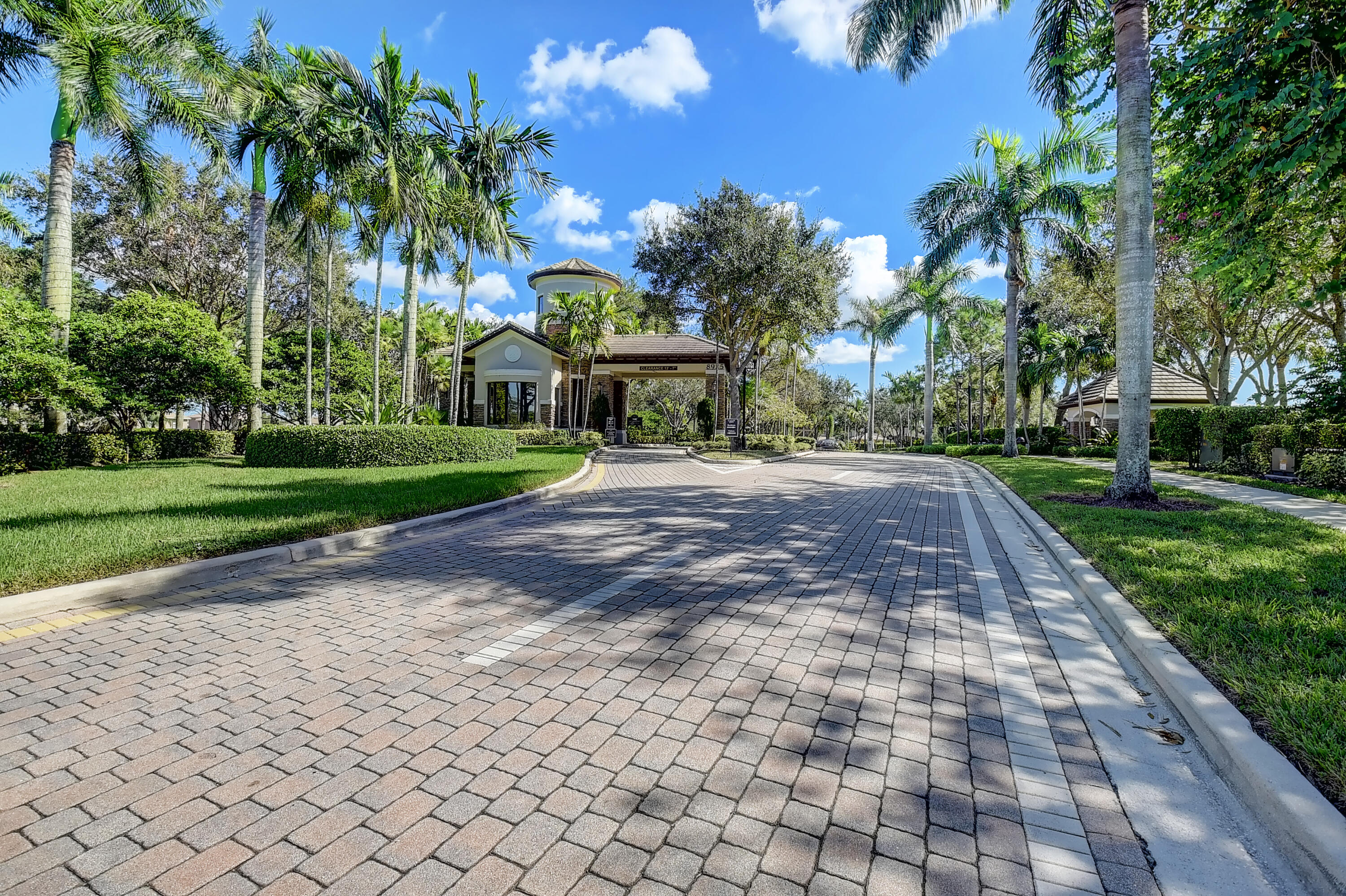 CANYON SPRINGS - Residential