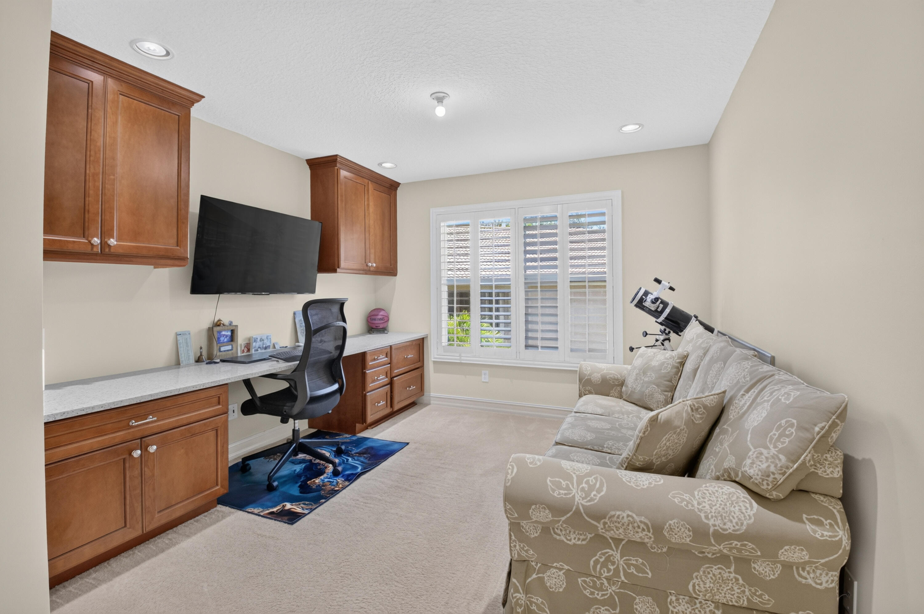 CANYON SPRINGS - Residential
