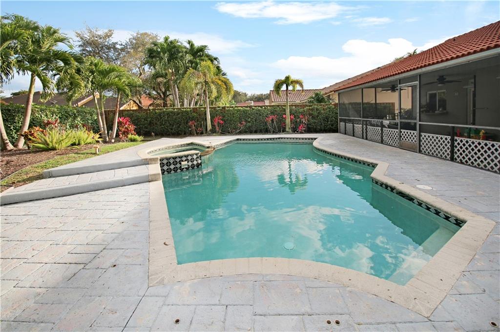 North Springs - Residential