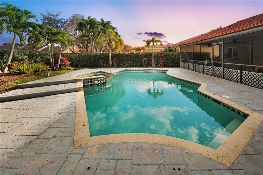 North Springs - Residential