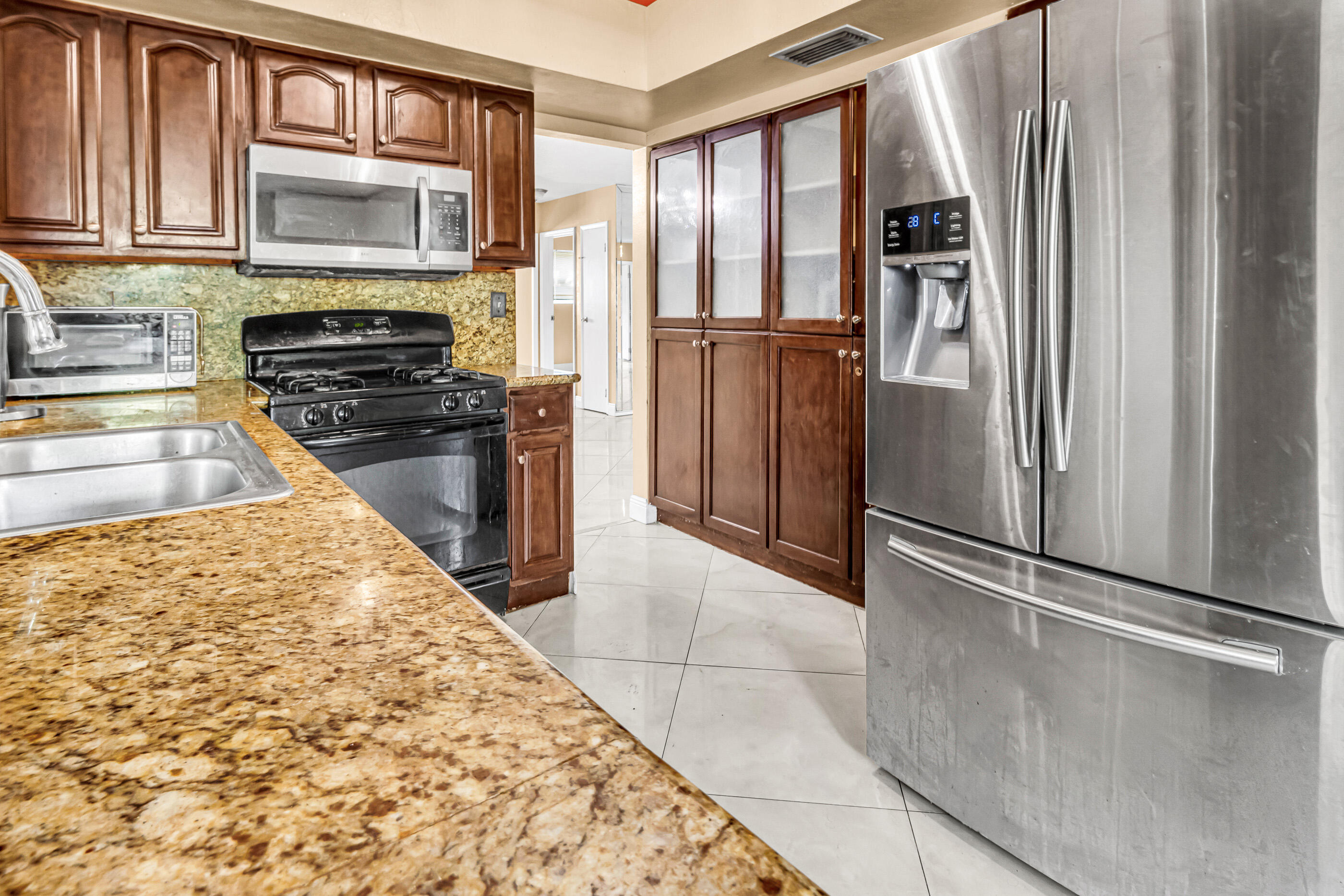 SUNRISE GOLF VILLAGE SECOND ADD - Residential