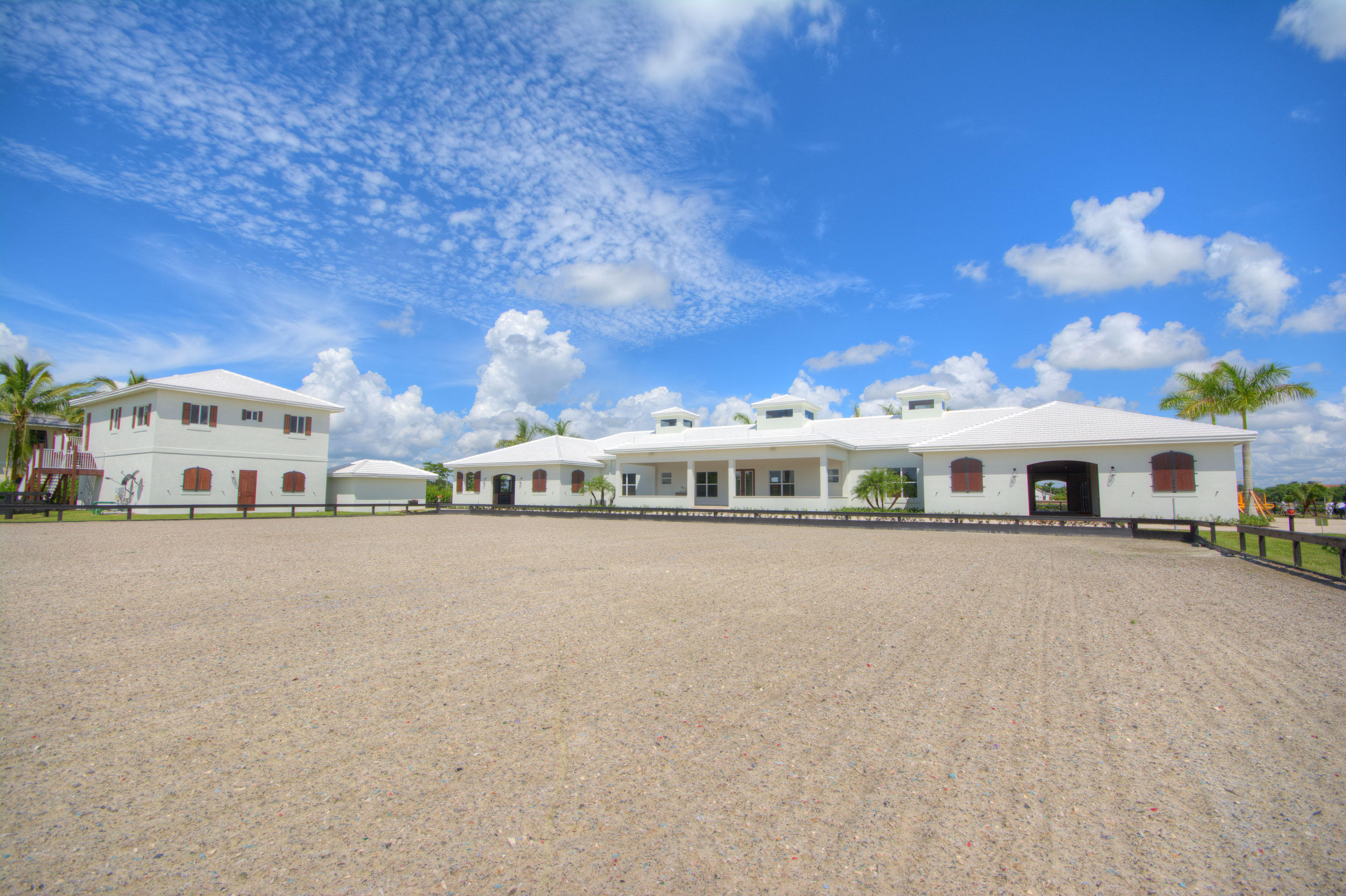 GRAND PRIX VILLAGE SOUTH - Residential
