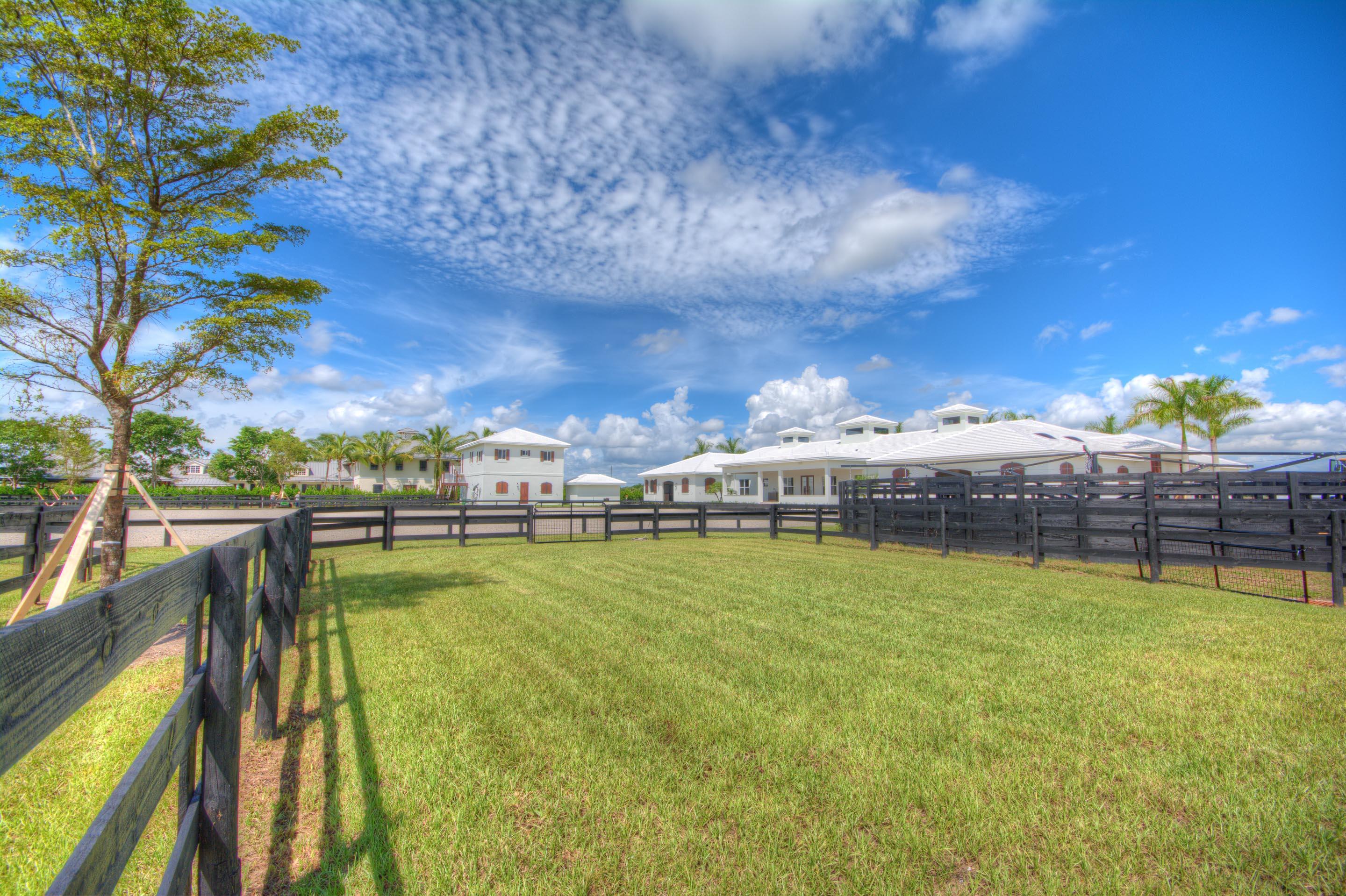 GRAND PRIX VILLAGE SOUTH - Residential