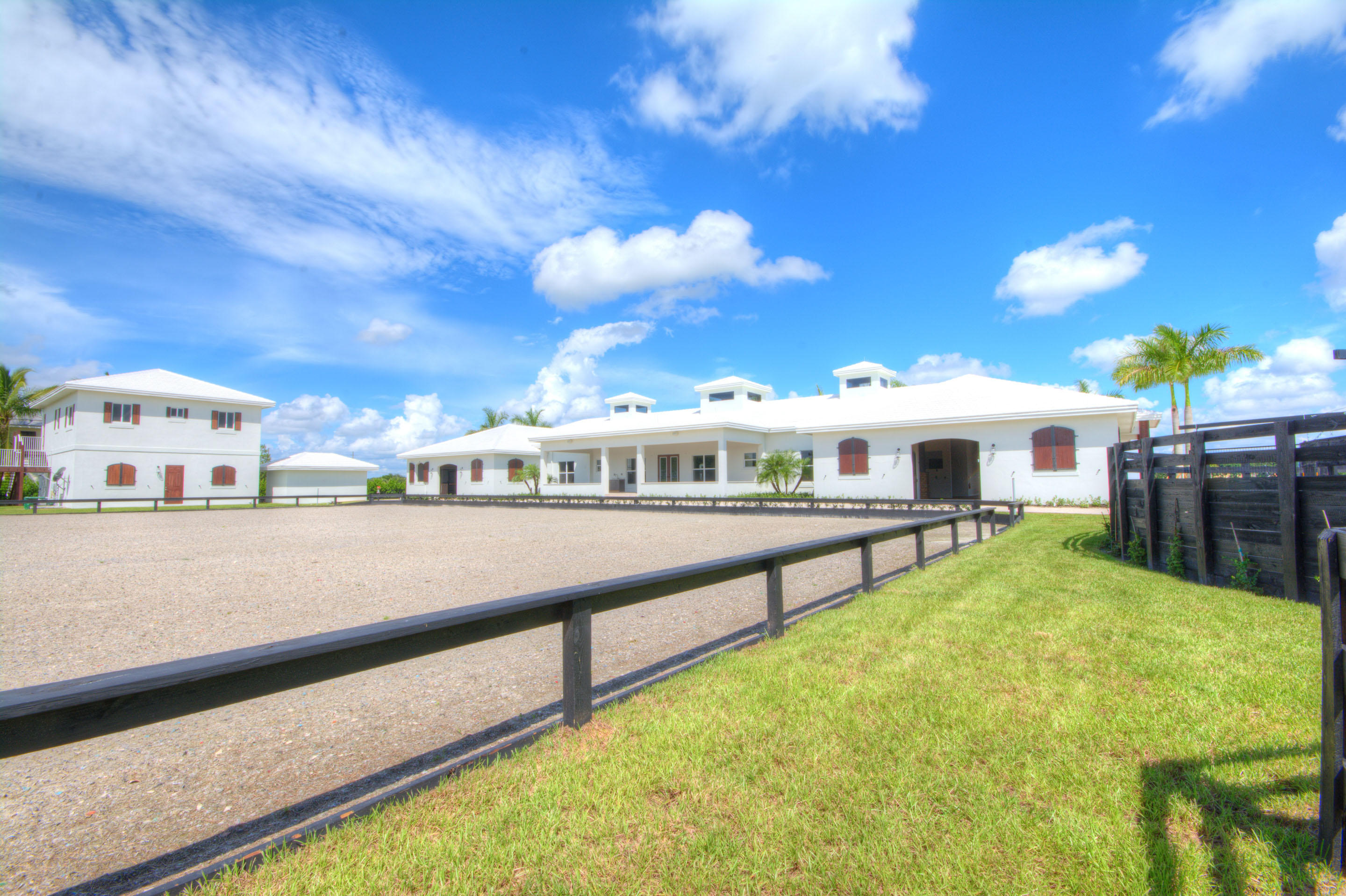 GRAND PRIX VILLAGE SOUTH - Residential