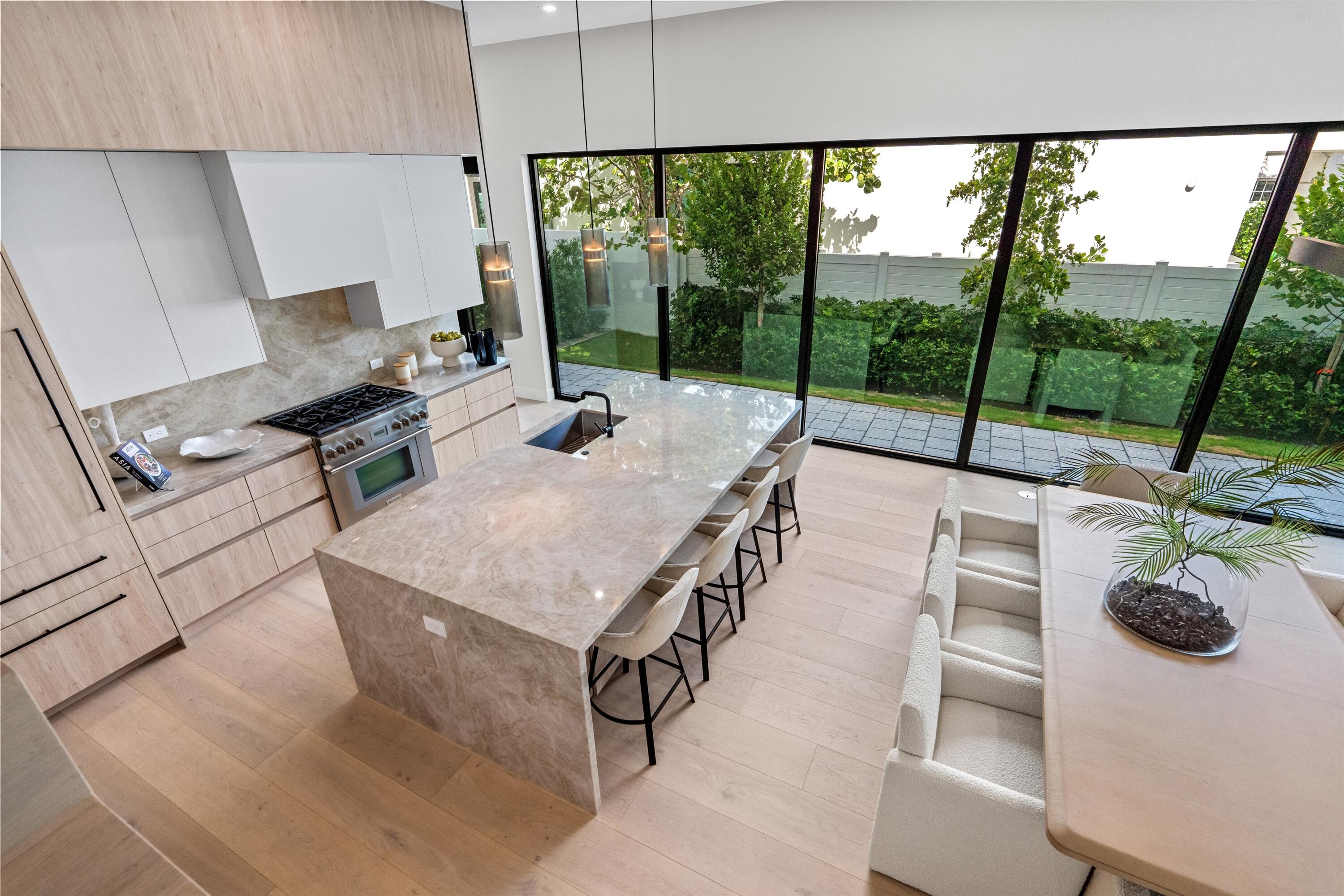 LA HACIENDA DELRAY - Residential