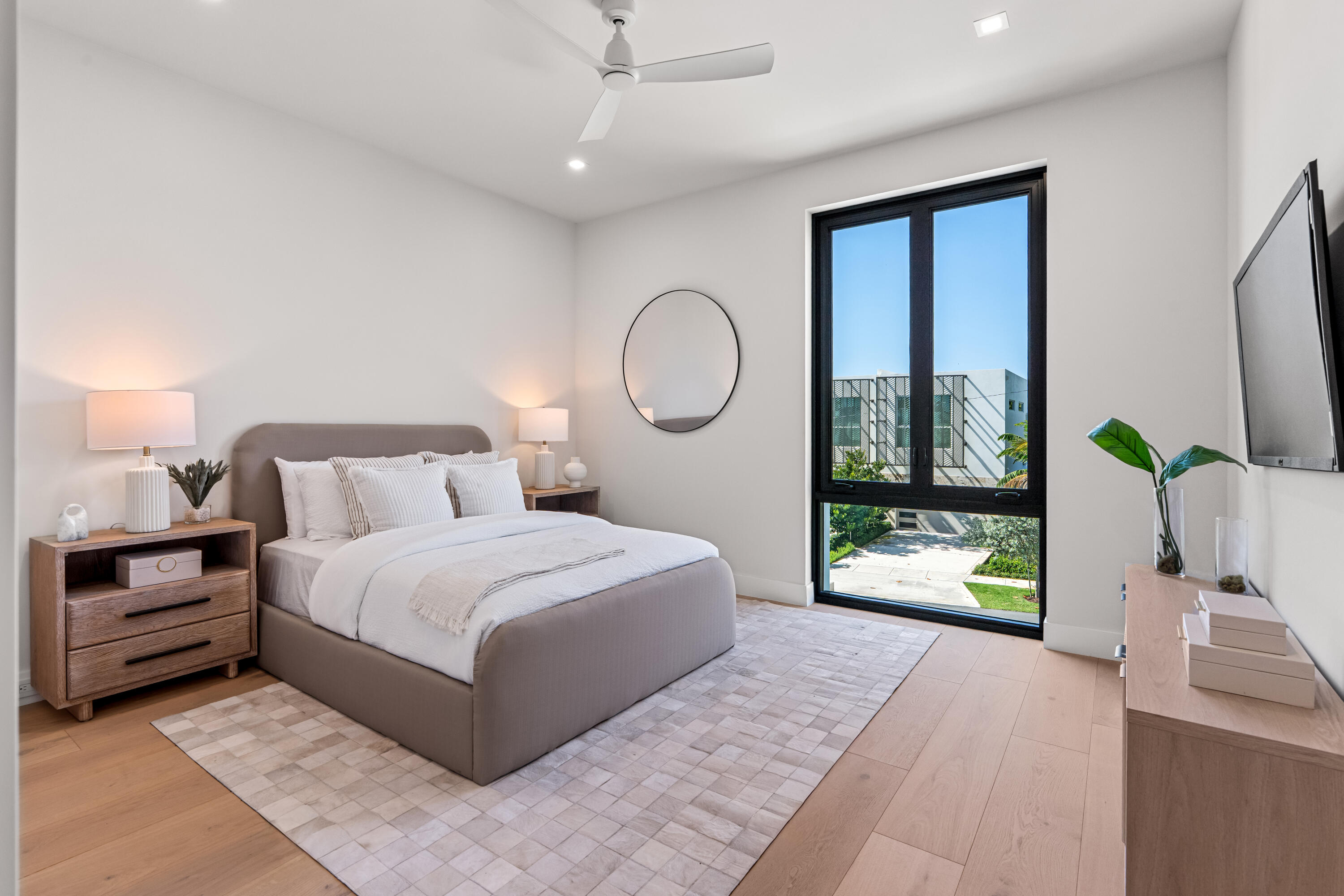 LA HACIENDA DELRAY - Residential