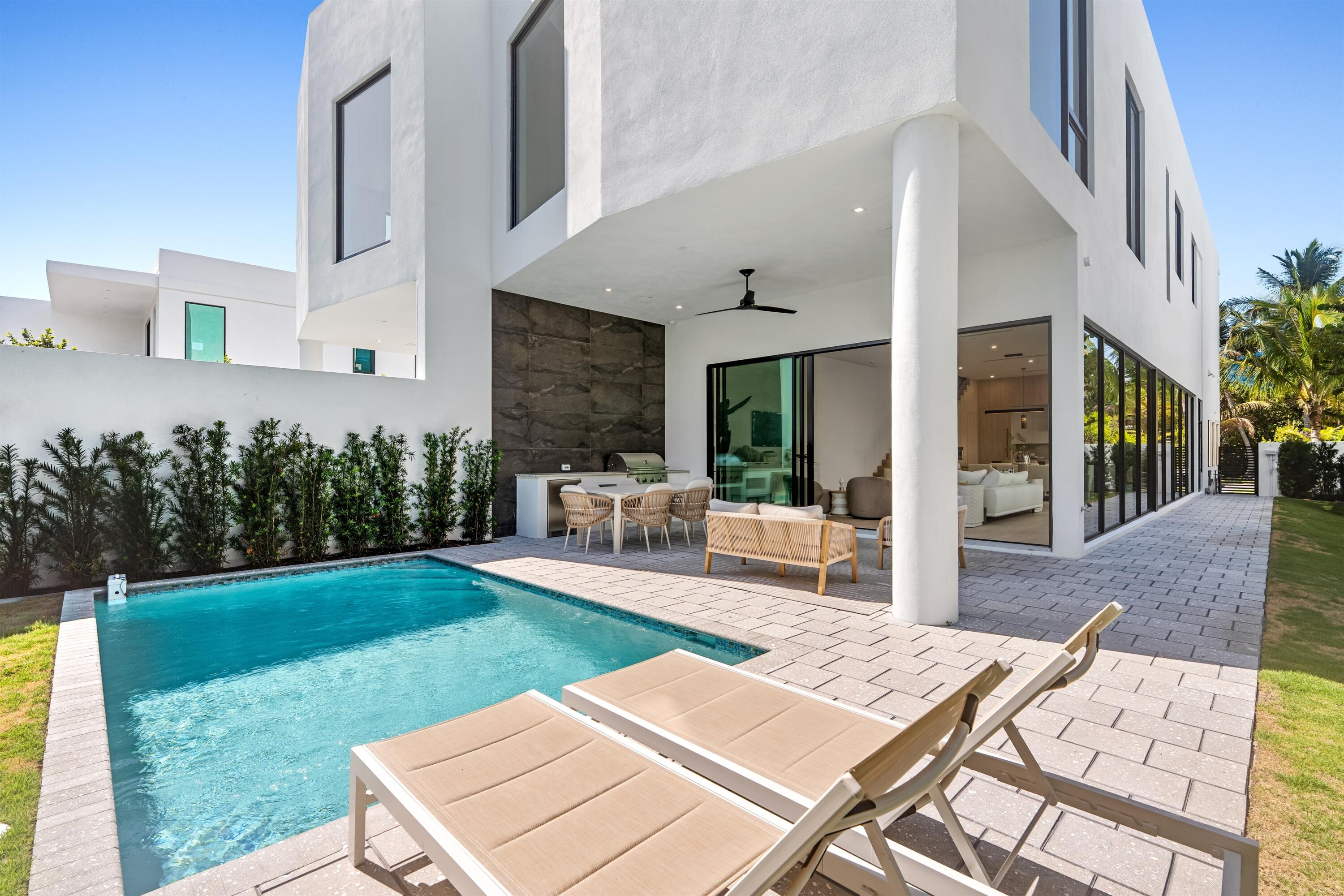 LA HACIENDA DELRAY - Residential