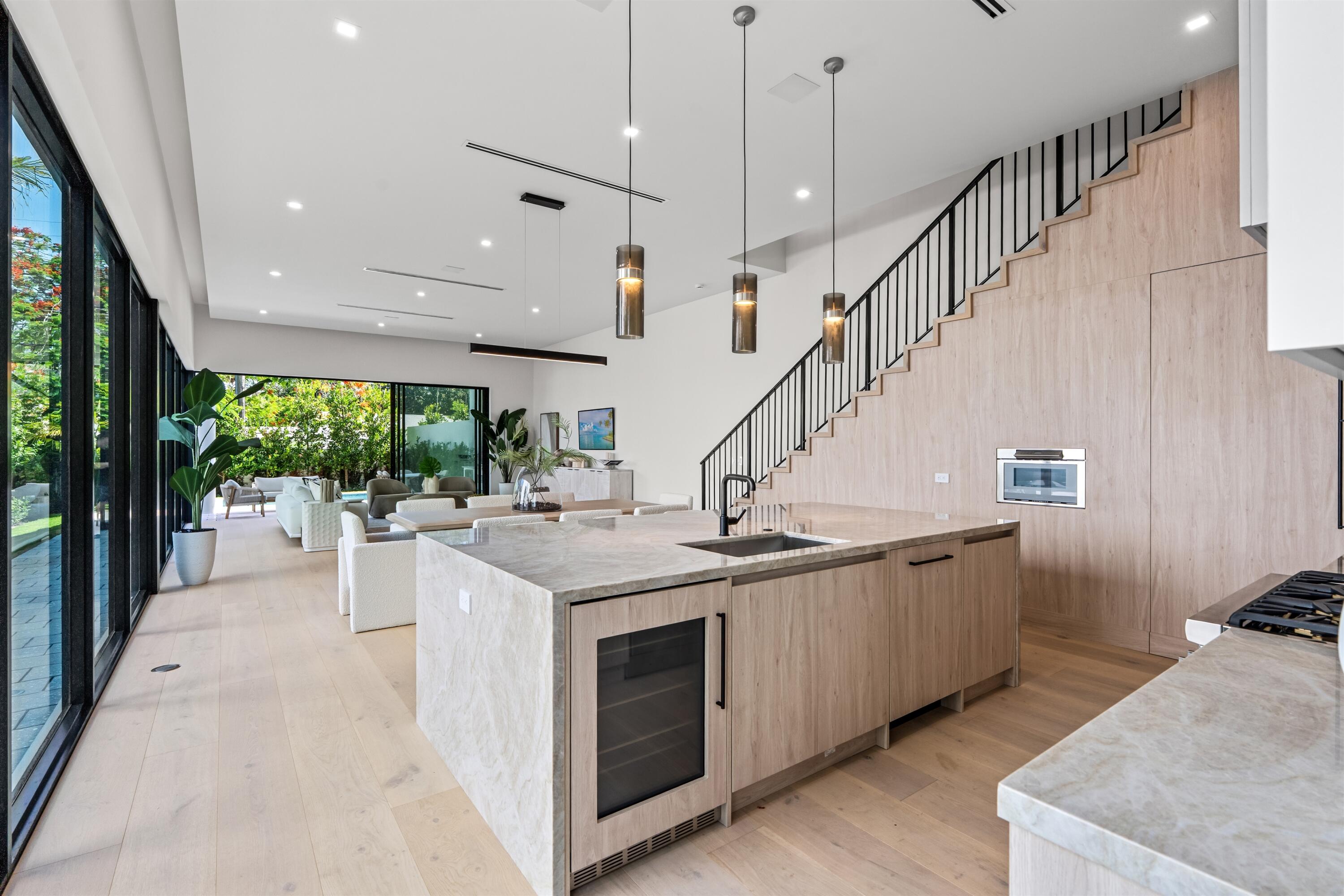 LA HACIENDA DELRAY - Residential