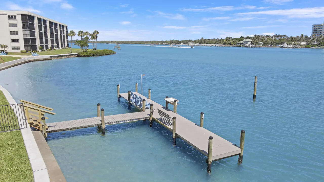 SANDPOINTE BAY CONDO - Residential