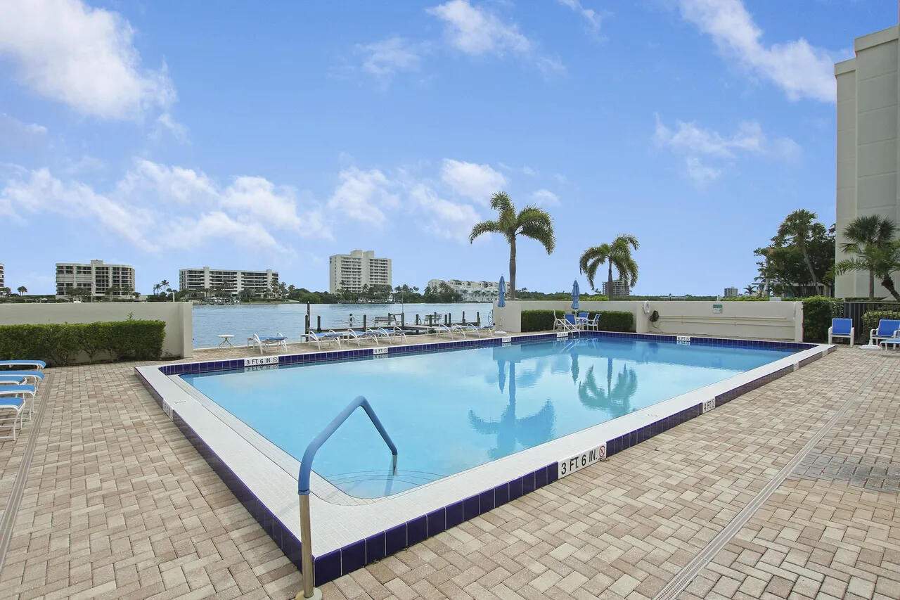 SANDPOINTE BAY CONDO - Residential