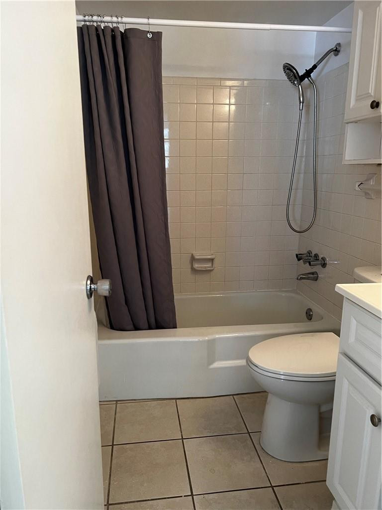 CANADIAN OCEAN BREEZE CONDO - Residential Lease