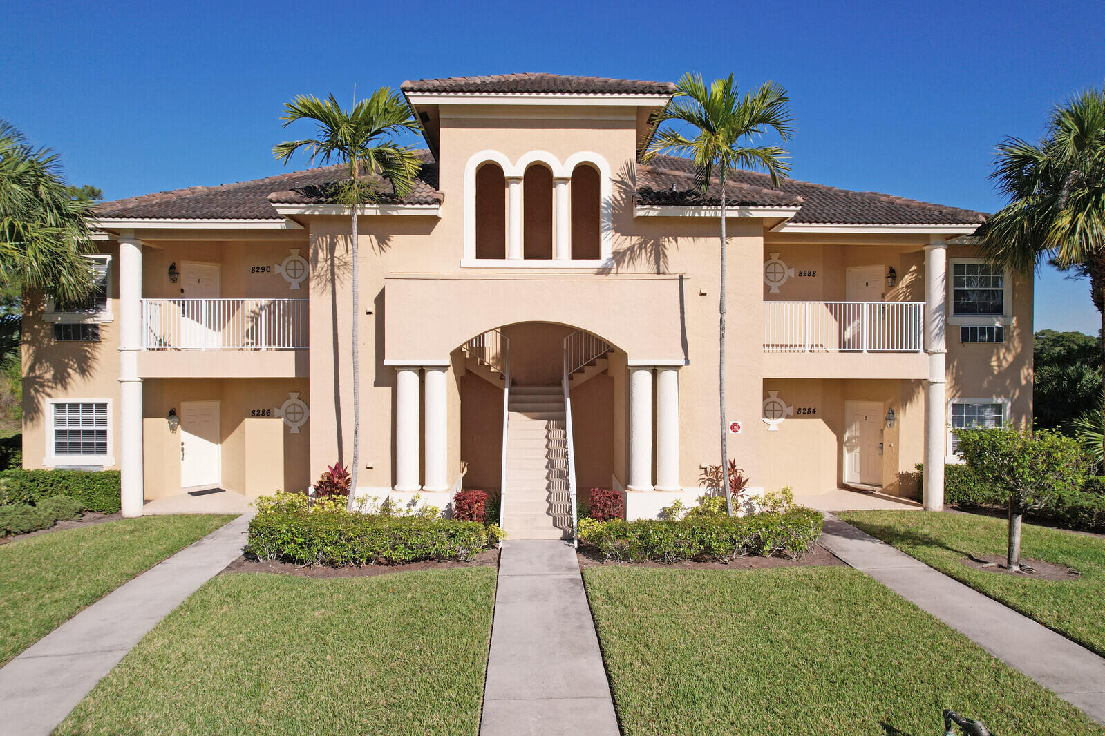 PGA VILLAGE CONDO WITH A SWEEPING VIEW OF THE PGA PETE DYE COURSE. This is a fantastic investment opportunity or the perfect place to escape to next winter. This 2 br, 2.5 bath condo is an upstairs corner unit at the bend in the road offering privacy & an incredible golf course view. It is light, bright, immaculately clean, fully furnished with stylish touches & offers a modern, comfortable space. Ownership includes access to the community's resort-style pool & hot tub, right in your neighborhood, as well as entry to the Island Club with pool, fitness, tennis, pickleball & more. PGA Village is home to 3 world-class golf courses & The Legacy Golf & Tennis, all with great membership opportunities. This condo is truly a gem, whether for investment or your next winter home! Not to be missed!