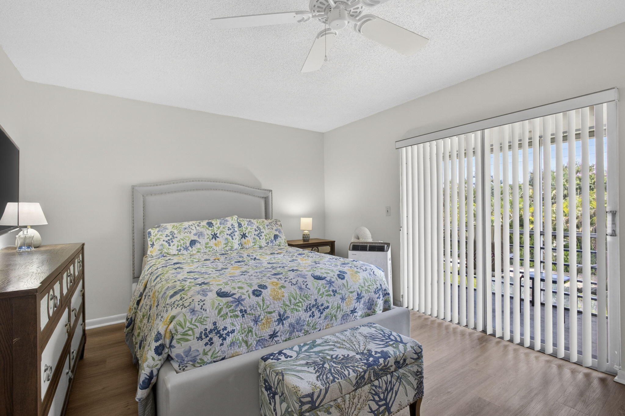 BEDFORD CONDO - Residential