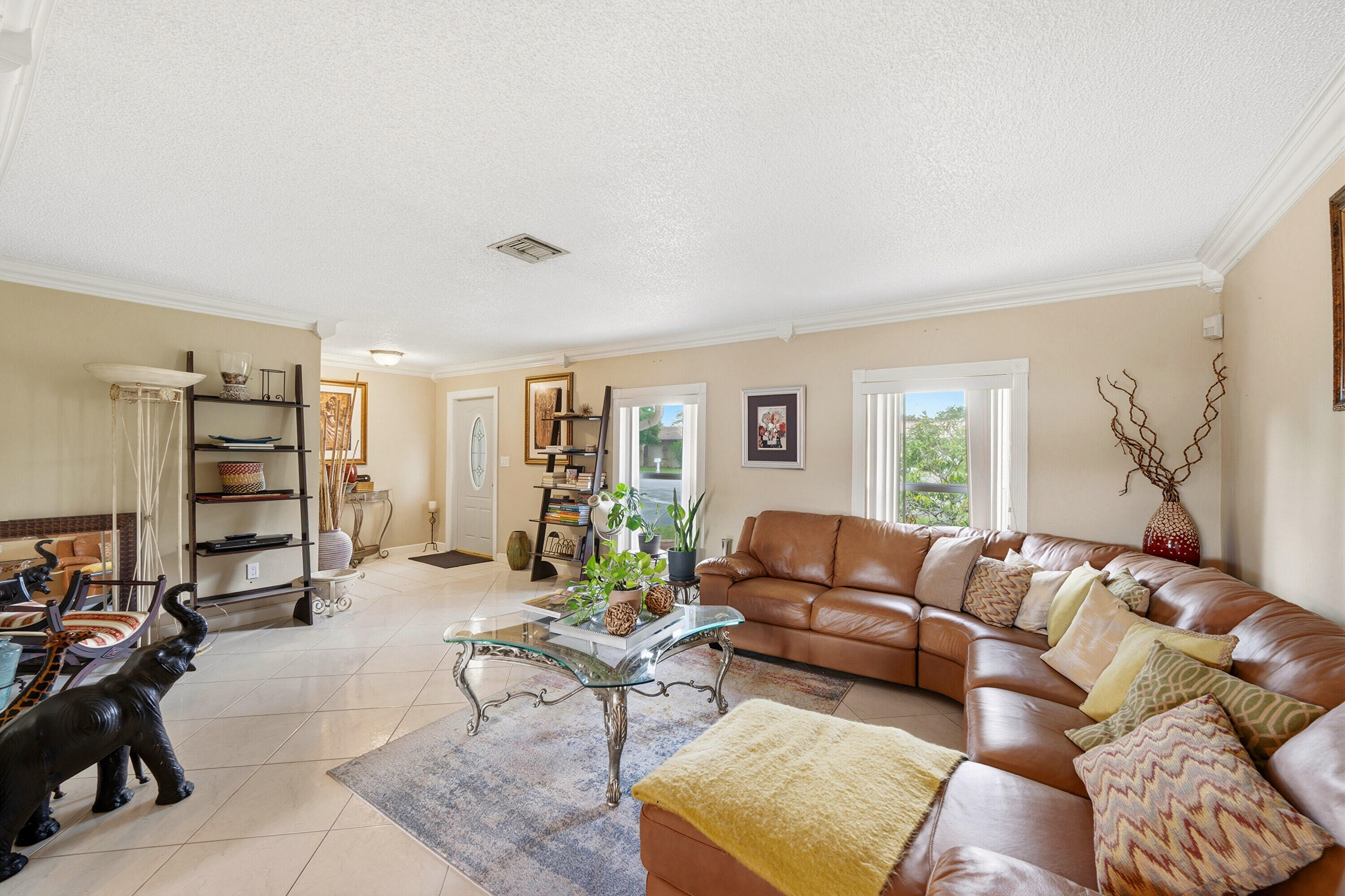 CORAL SPRINGS COUNTRY CLUB - Residential