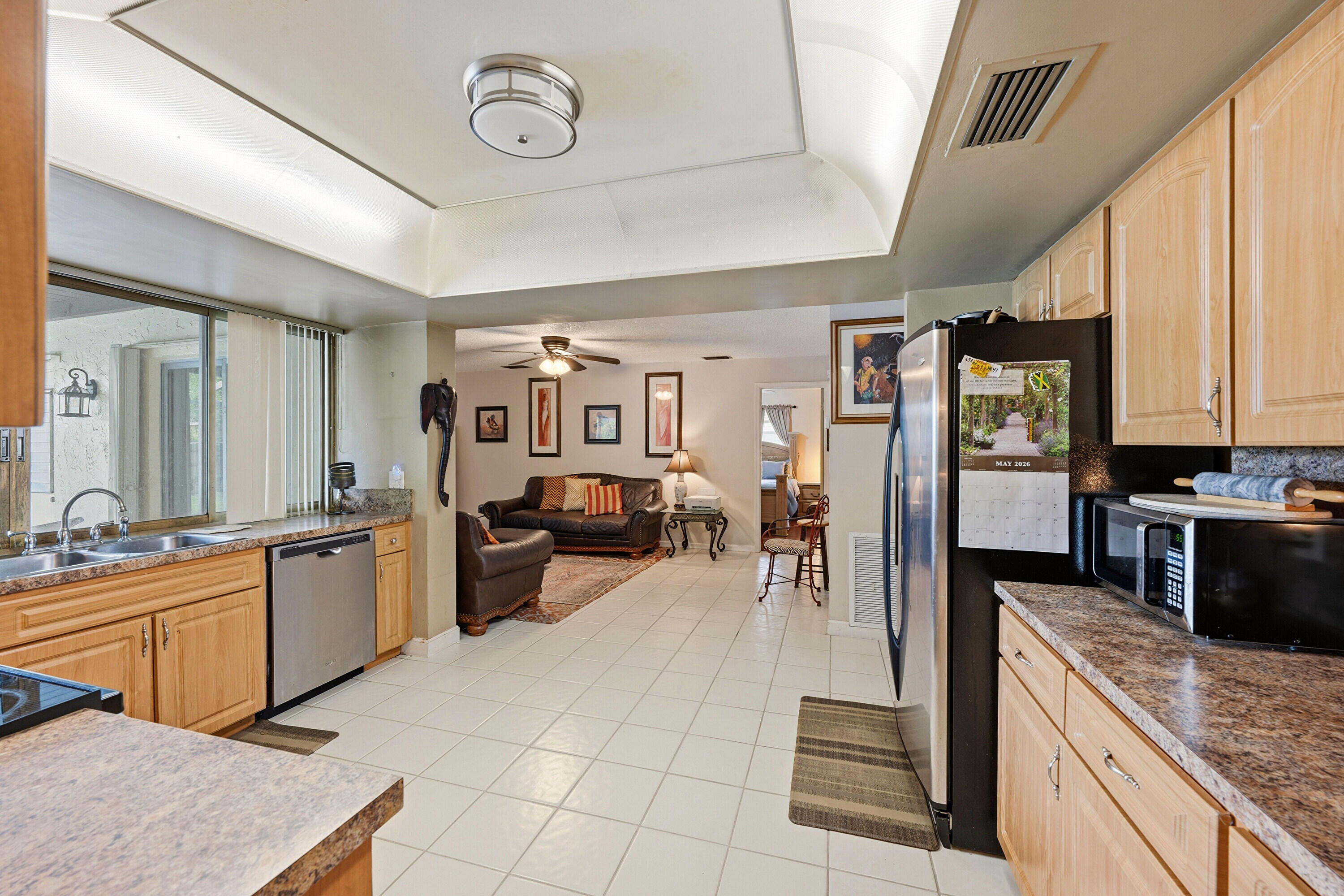CORAL SPRINGS COUNTRY CLUB - Residential