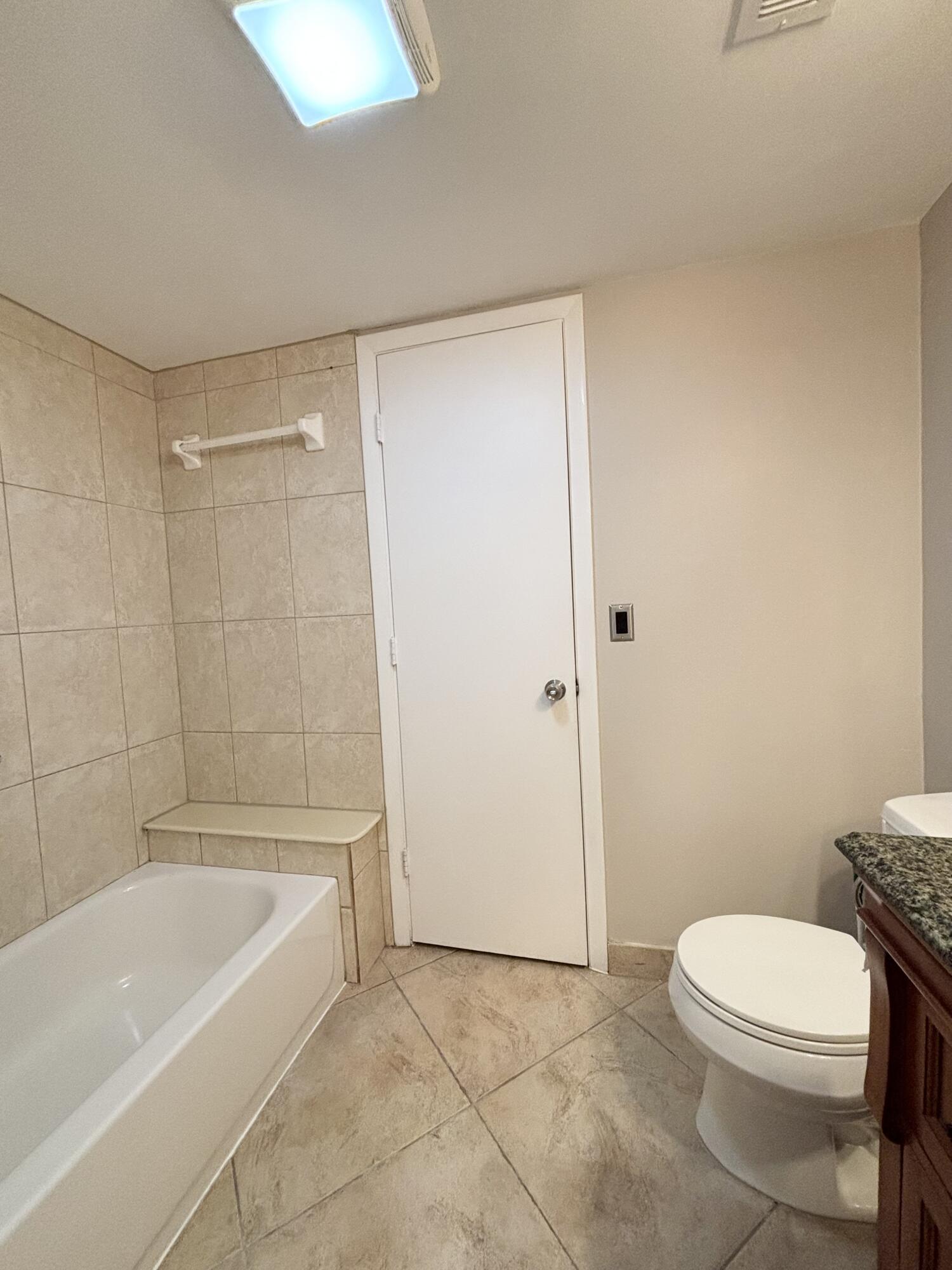 CHARTER CLUB OF PALM BEACH CONDO - Residential Lease