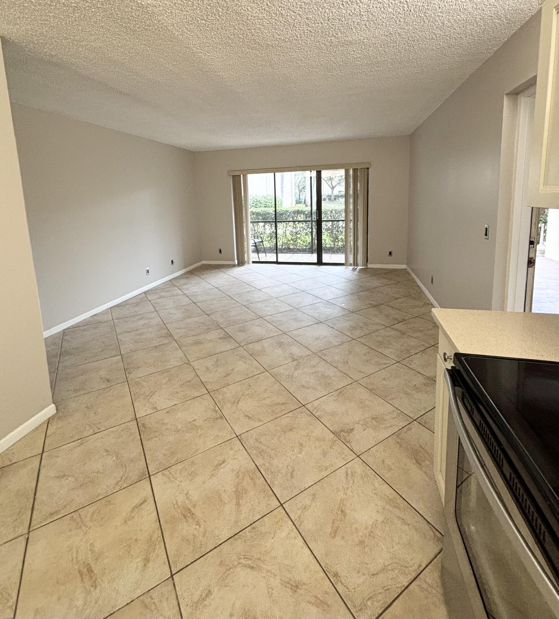 CHARTER CLUB OF PALM BEACH CONDO - Residential Lease