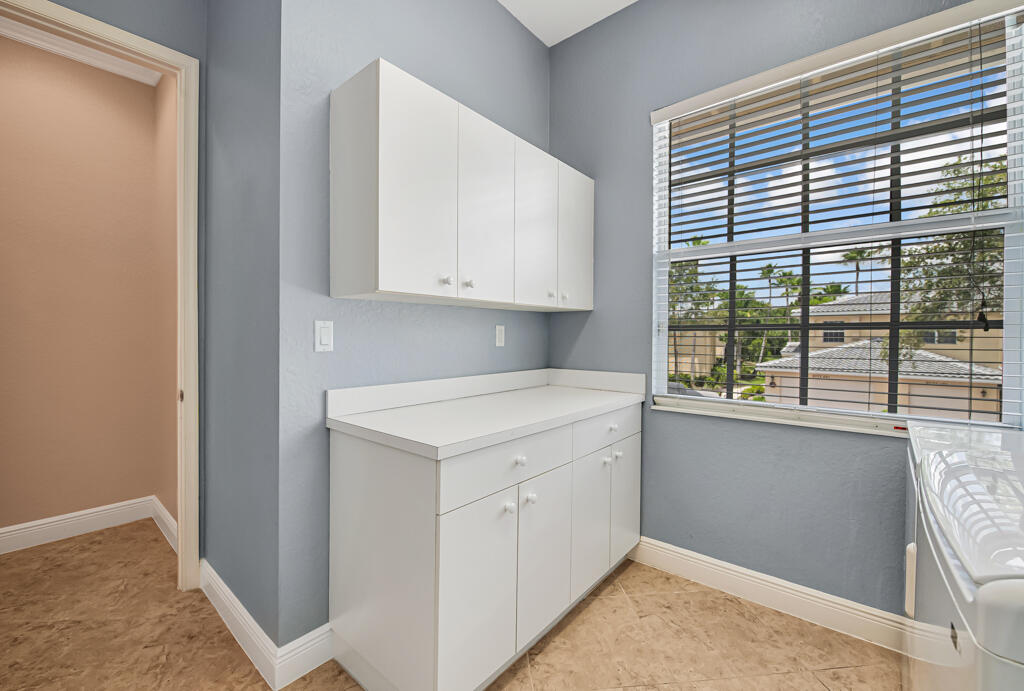 BAYWINDS/WINDJAMMER COVE CONDO - Residential