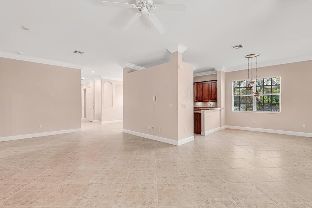 BAYWINDS/WINDJAMMER COVE CONDO - Residential